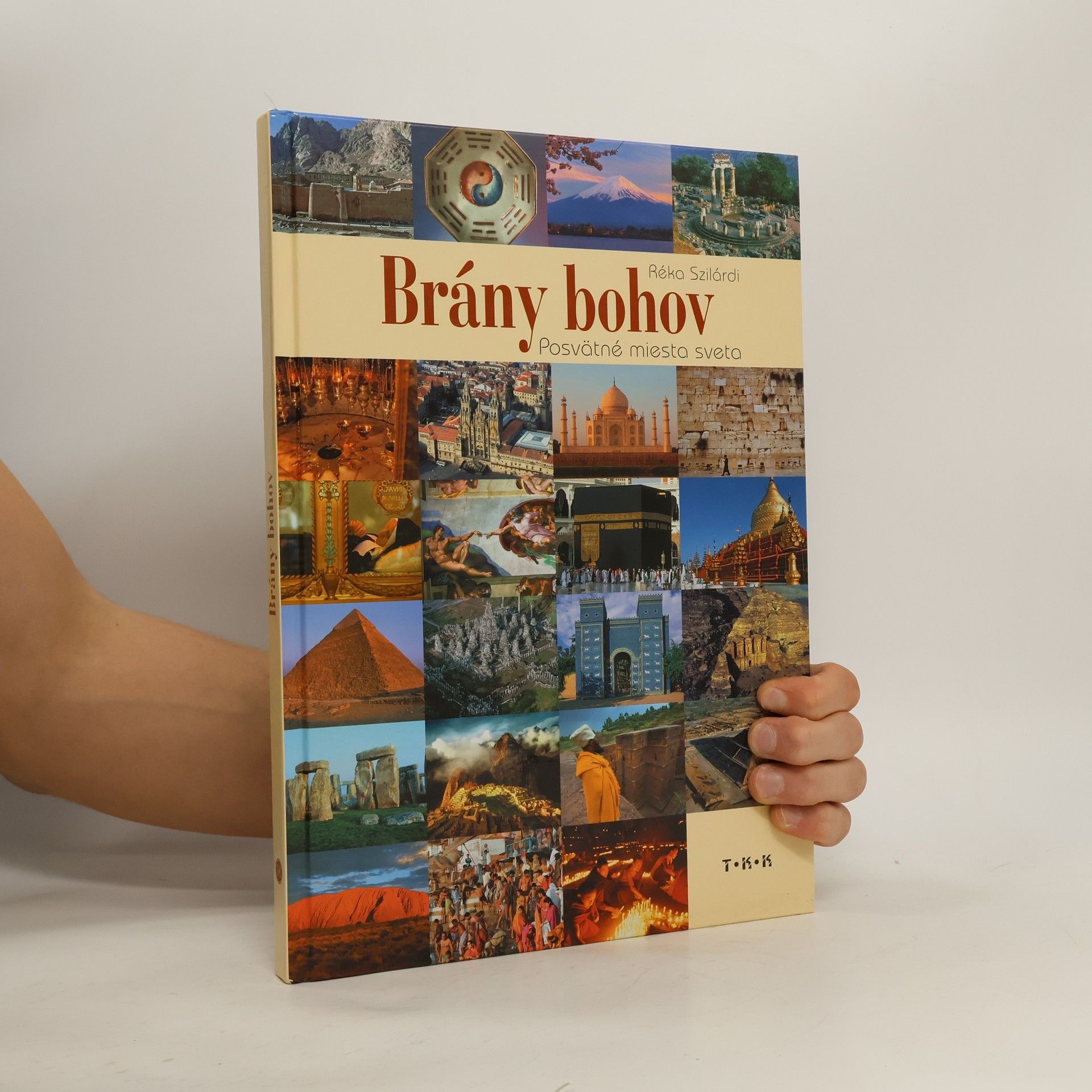 Réka Szilárdi Brány bohov