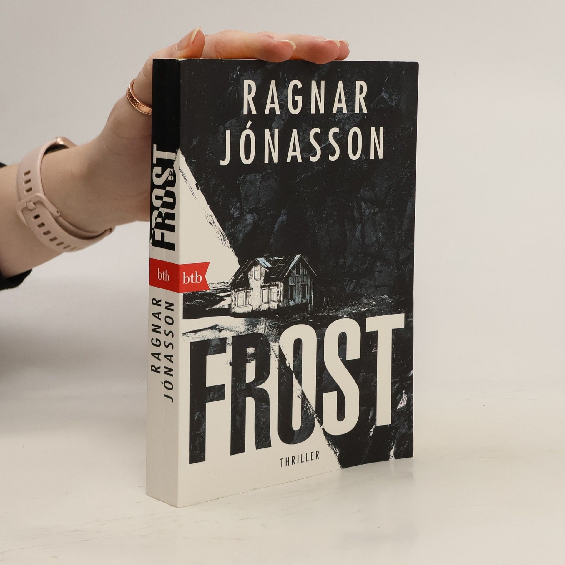 Ragnar Jónasson Frost