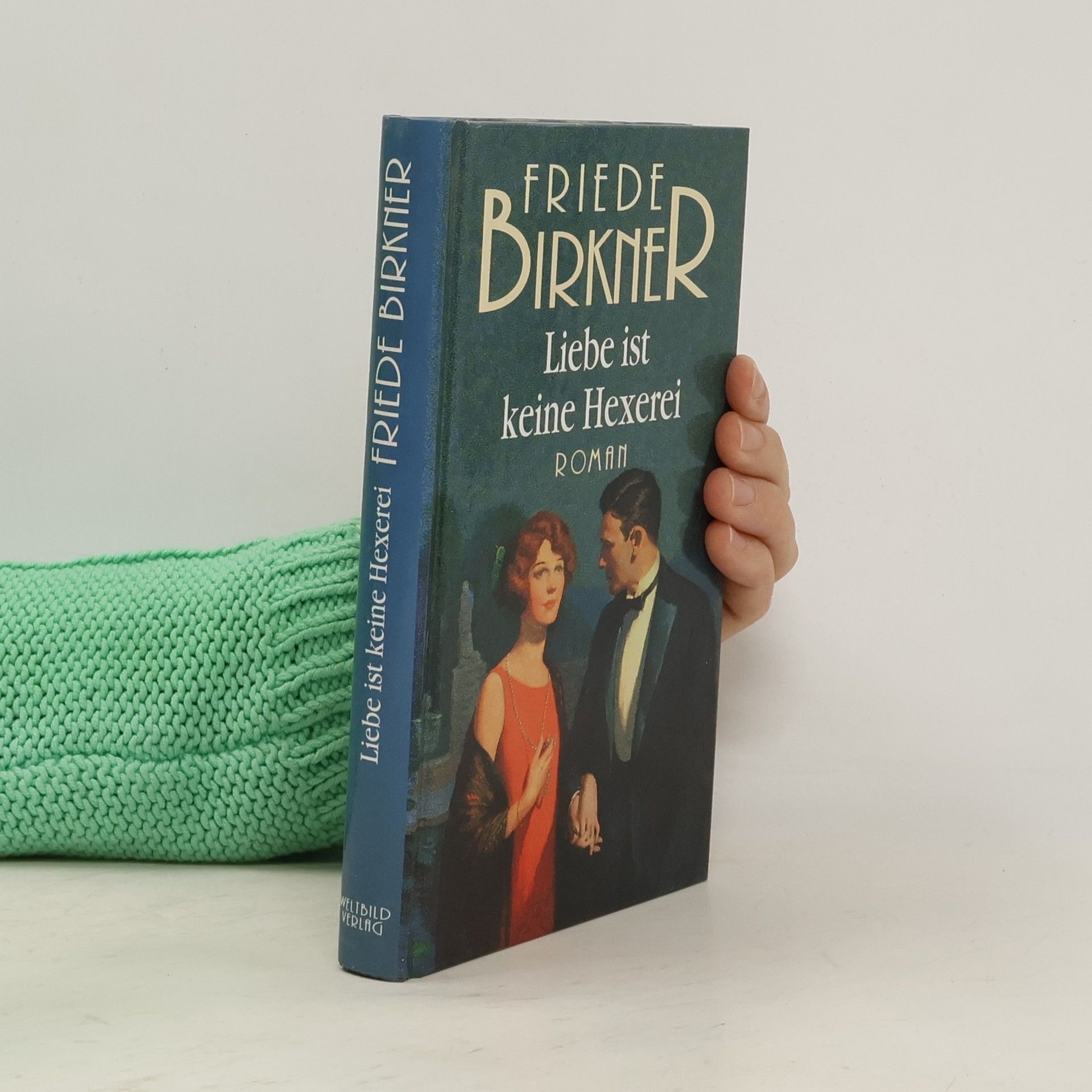 Der Pantoffel in der Dachrinne