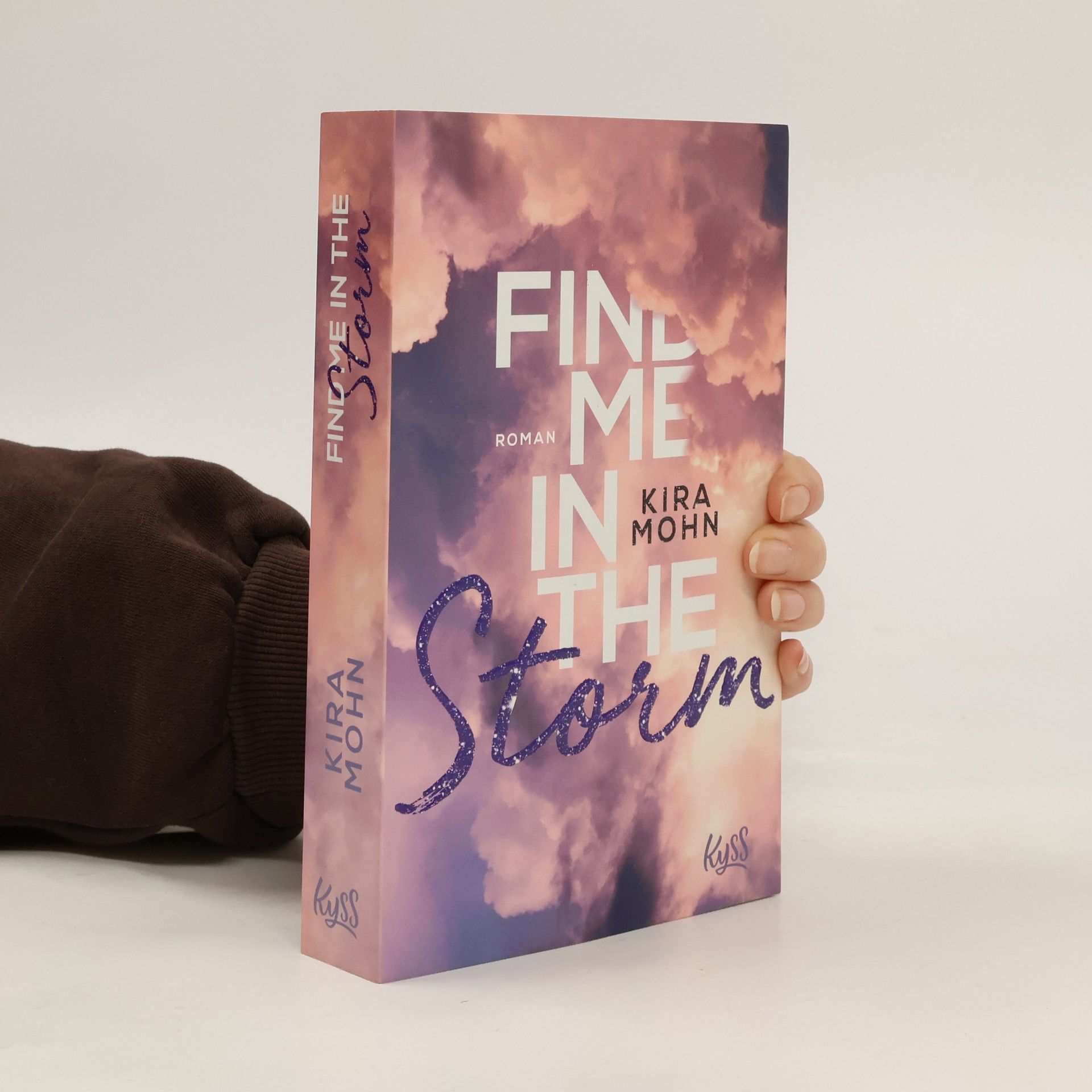 Kira Mohn Find Me in the Storm