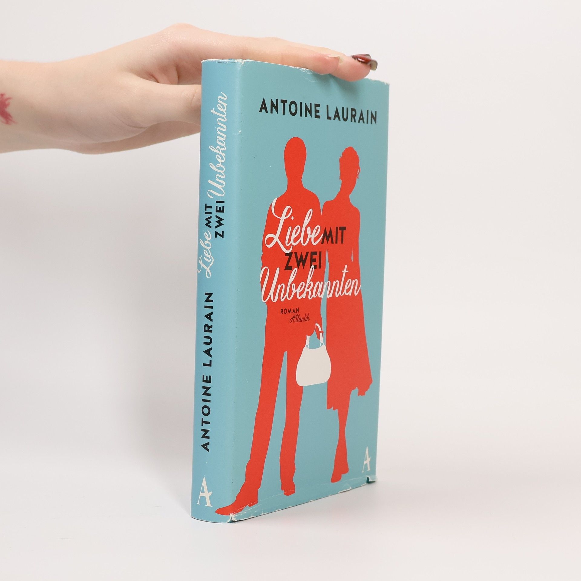 Liebe mit zwei Unbekannten