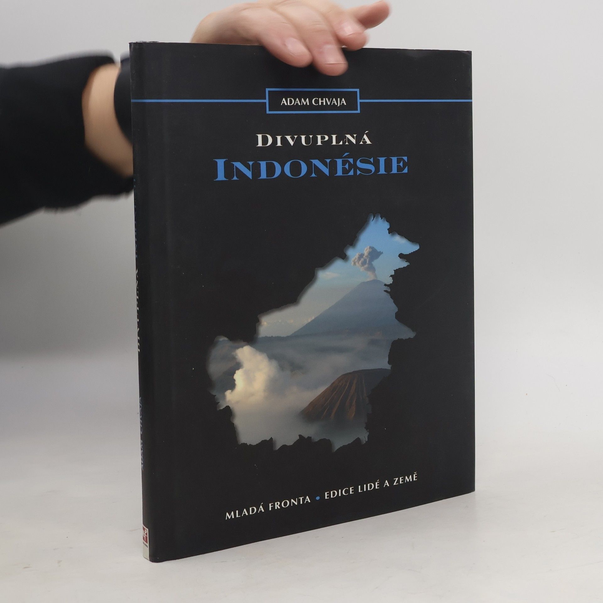 Adam Chvaja Divuplná Indonésie