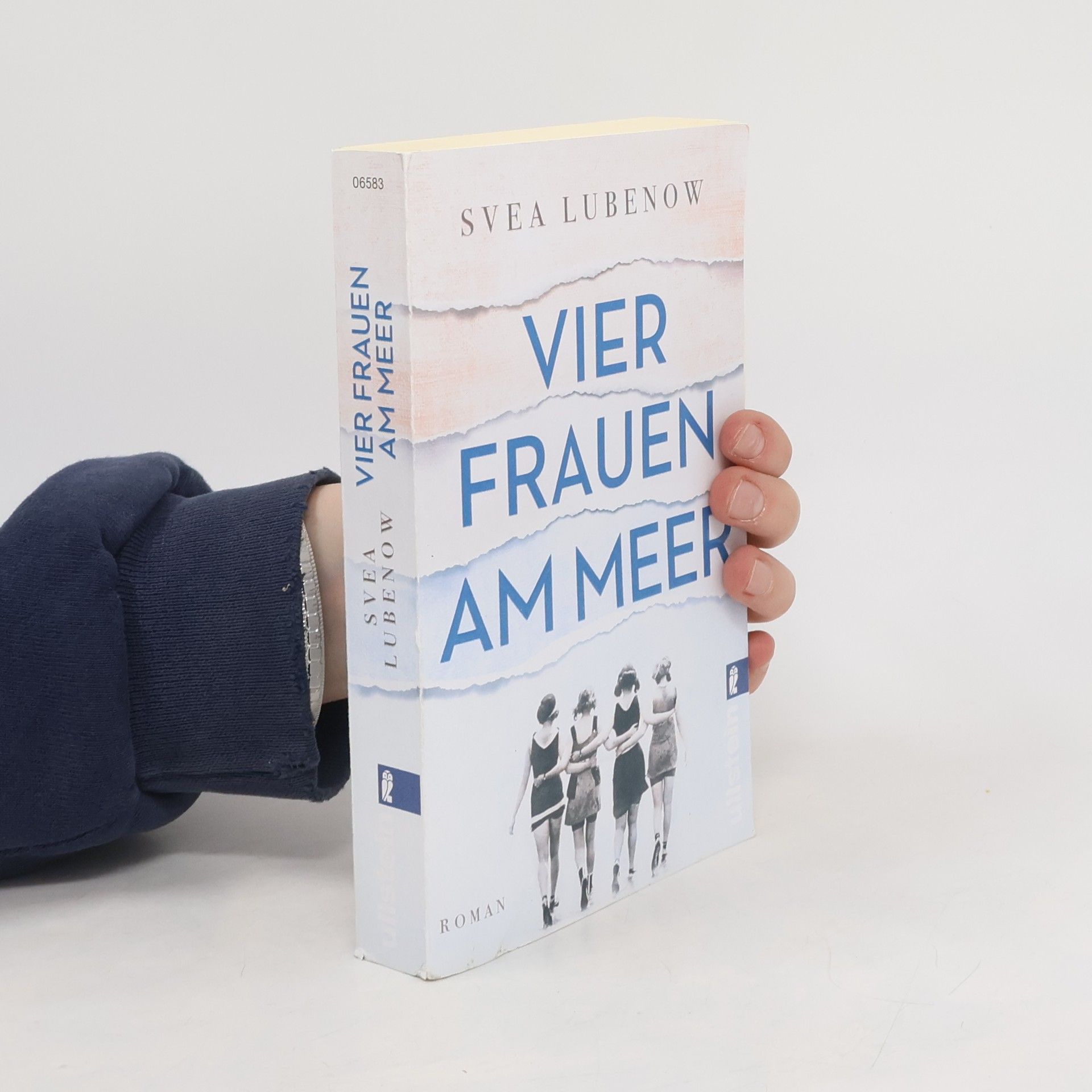 Svea Lubenow Vier Frauen am Meer