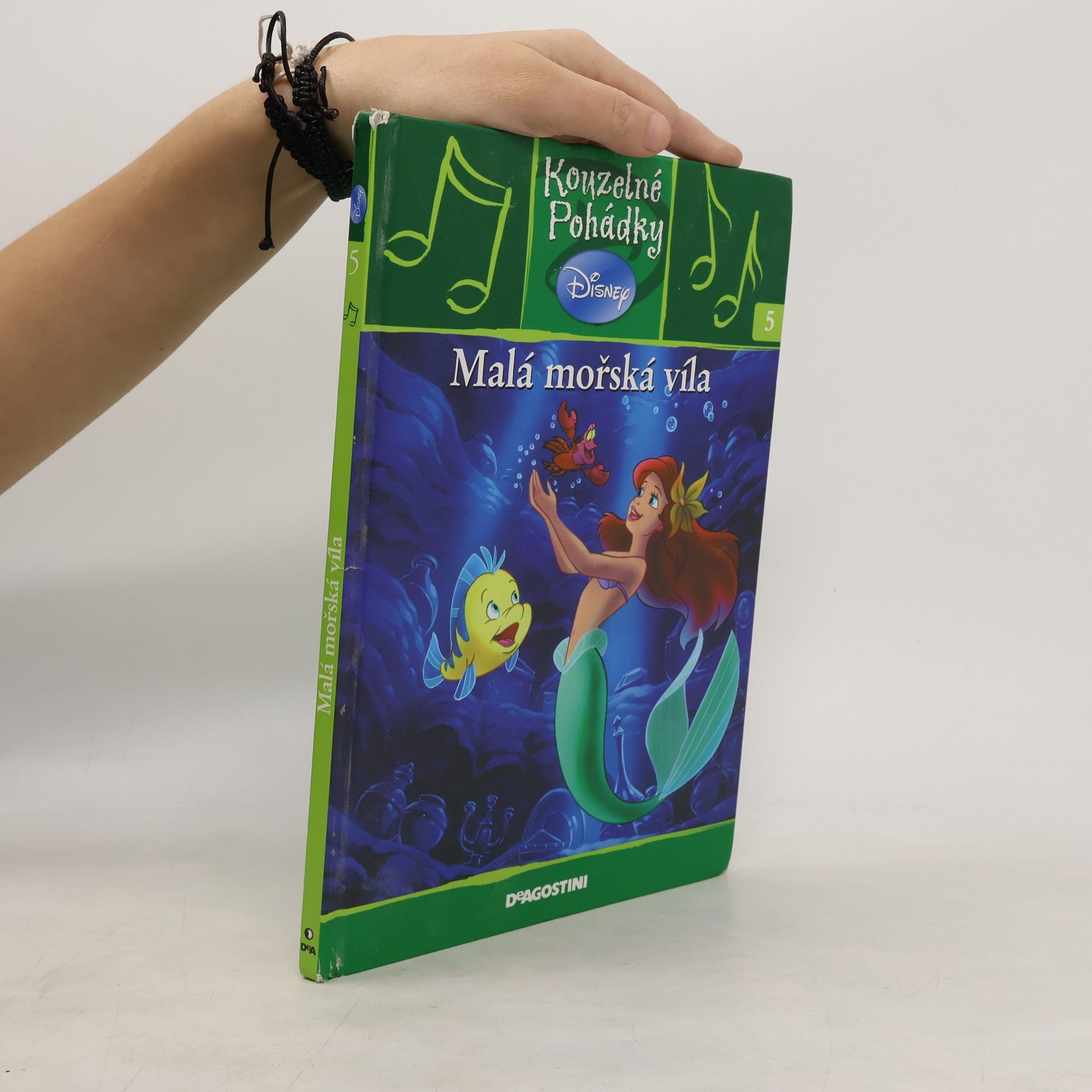 Autorenkollektiv Kouzelné pohádky. Malá mořská víla