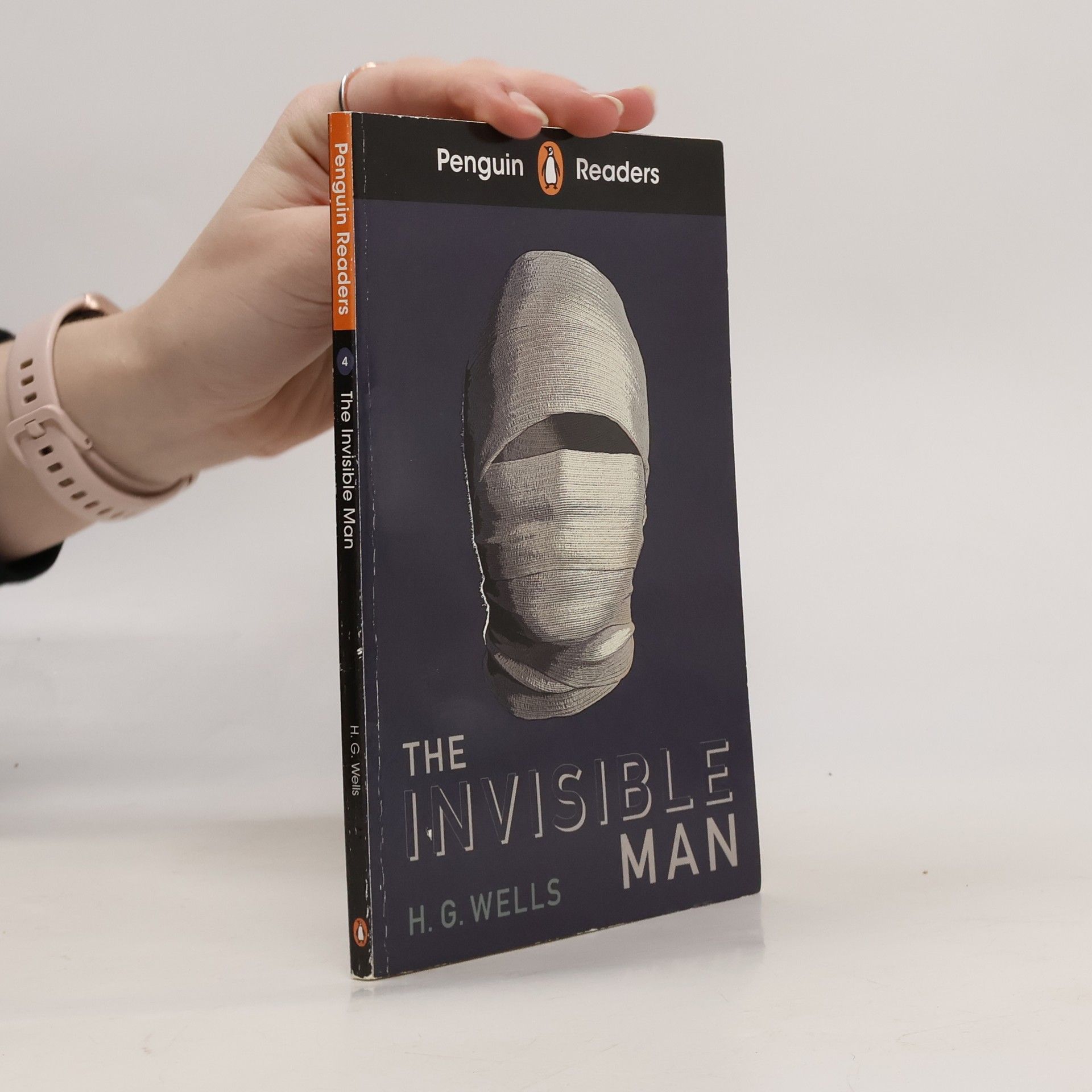 Herbert George Wells Penguin Readers Level 4: The Invisible Man (ELT Graded Reader)