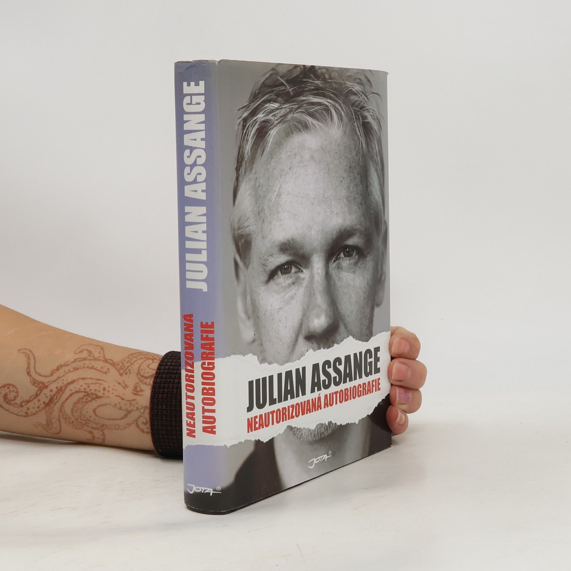 Julian Assange: Neautorizovaná autobiografie