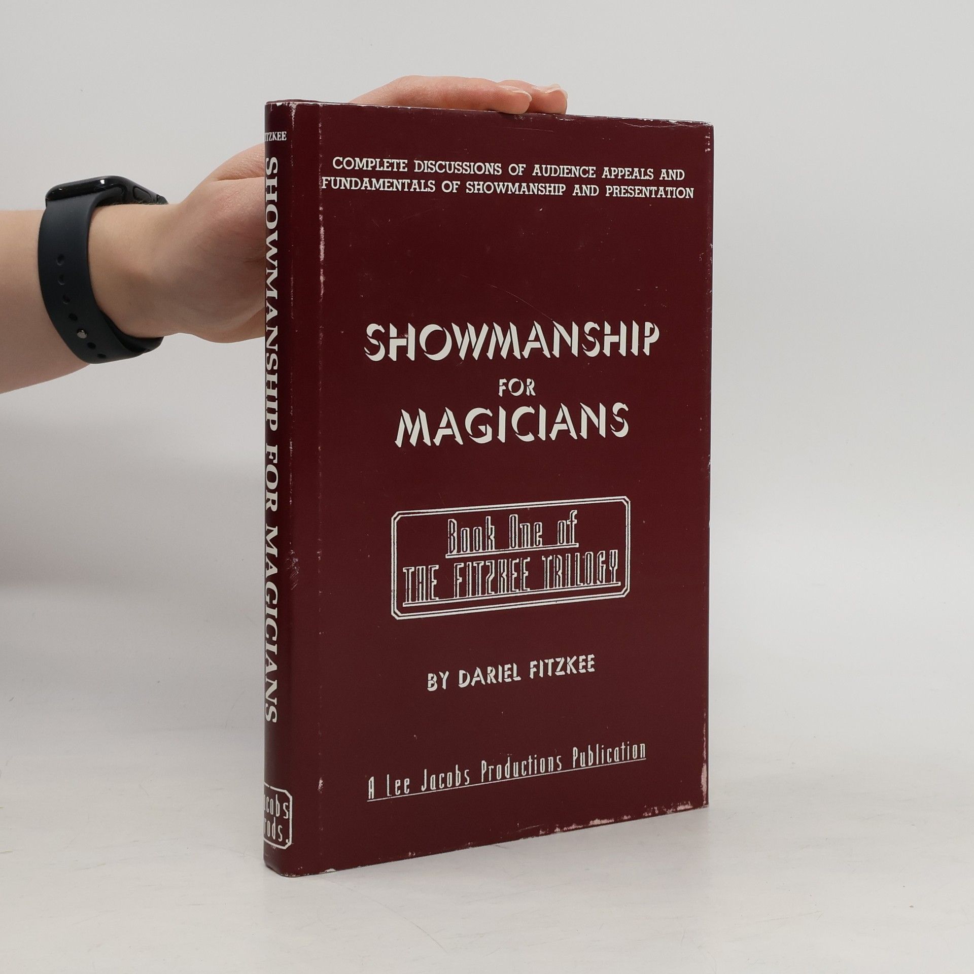 Dariel Fitzkee Showmanship for Magicians