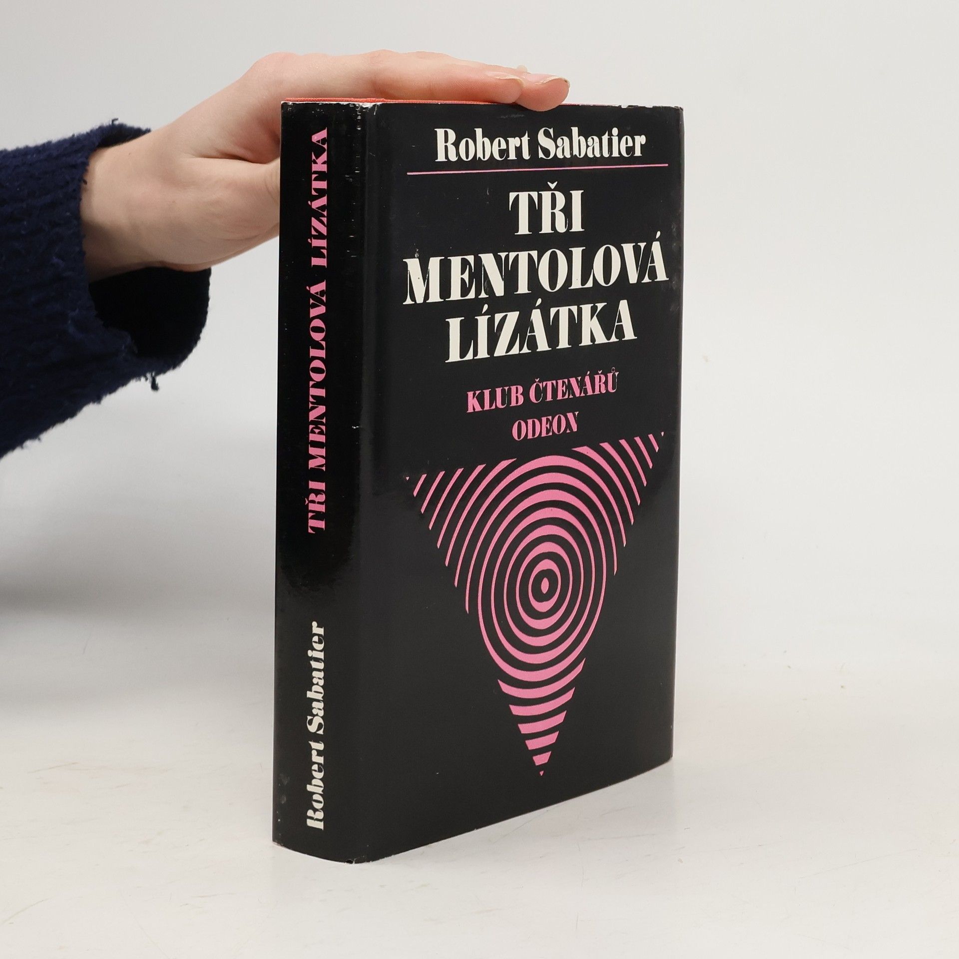 Tři mentolová lízátka