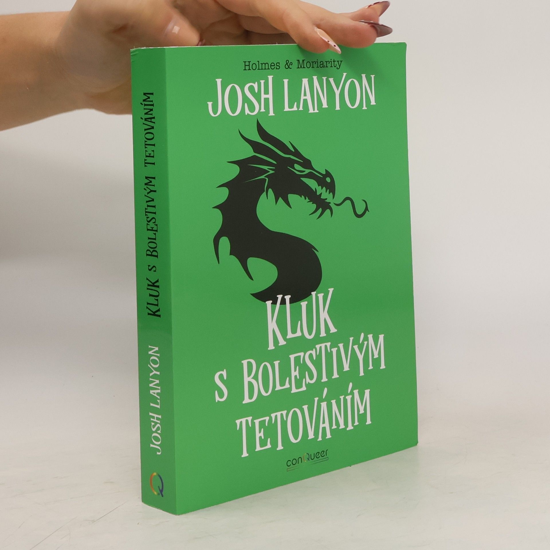 Josh Lanyon Kluk s bolestivým tetováním