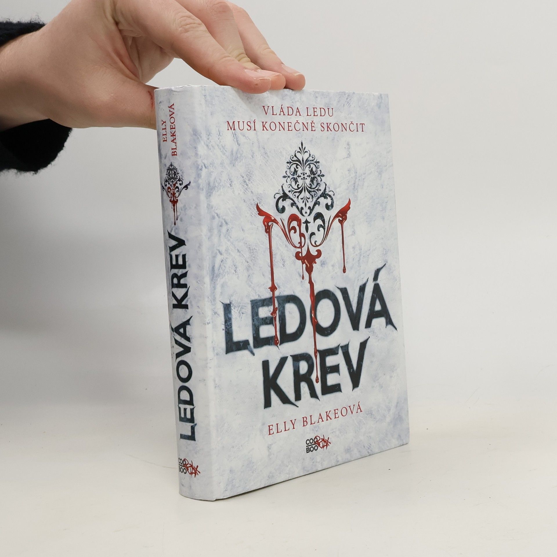 Elly Blake Ledová krev
