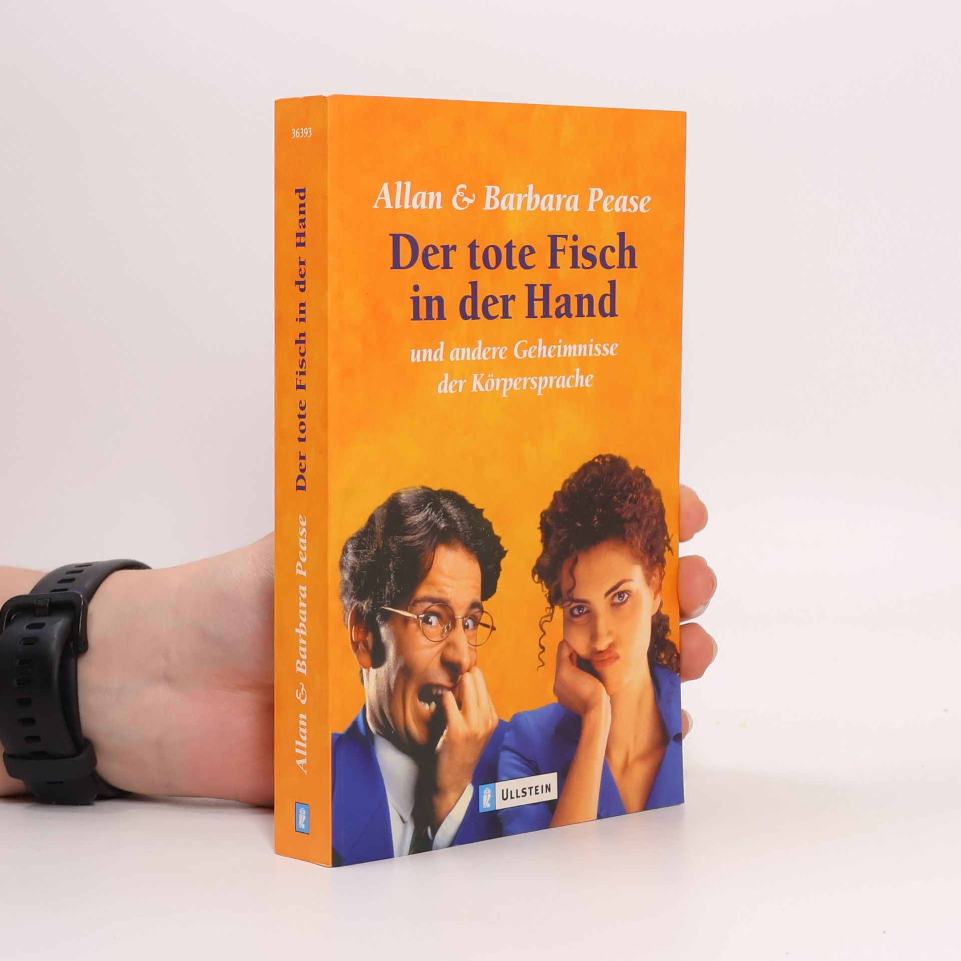 Allan Pease Der tote Fisch in der Hand