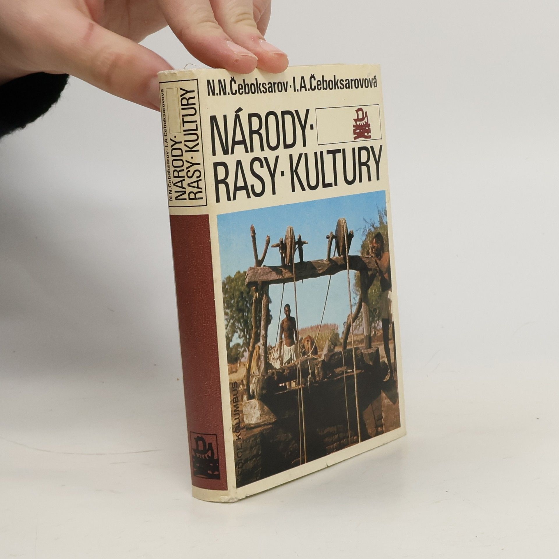 Nikolaj Nikolajevič Čeboksarov Národy, rasy, kultury