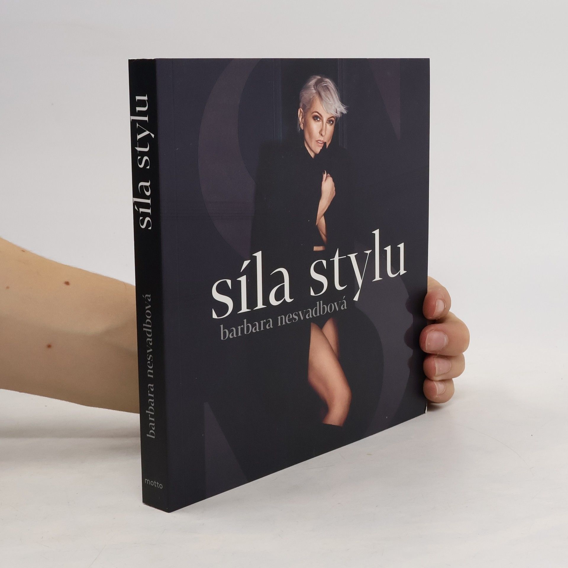 Bára Nesvadbová Síla stylu