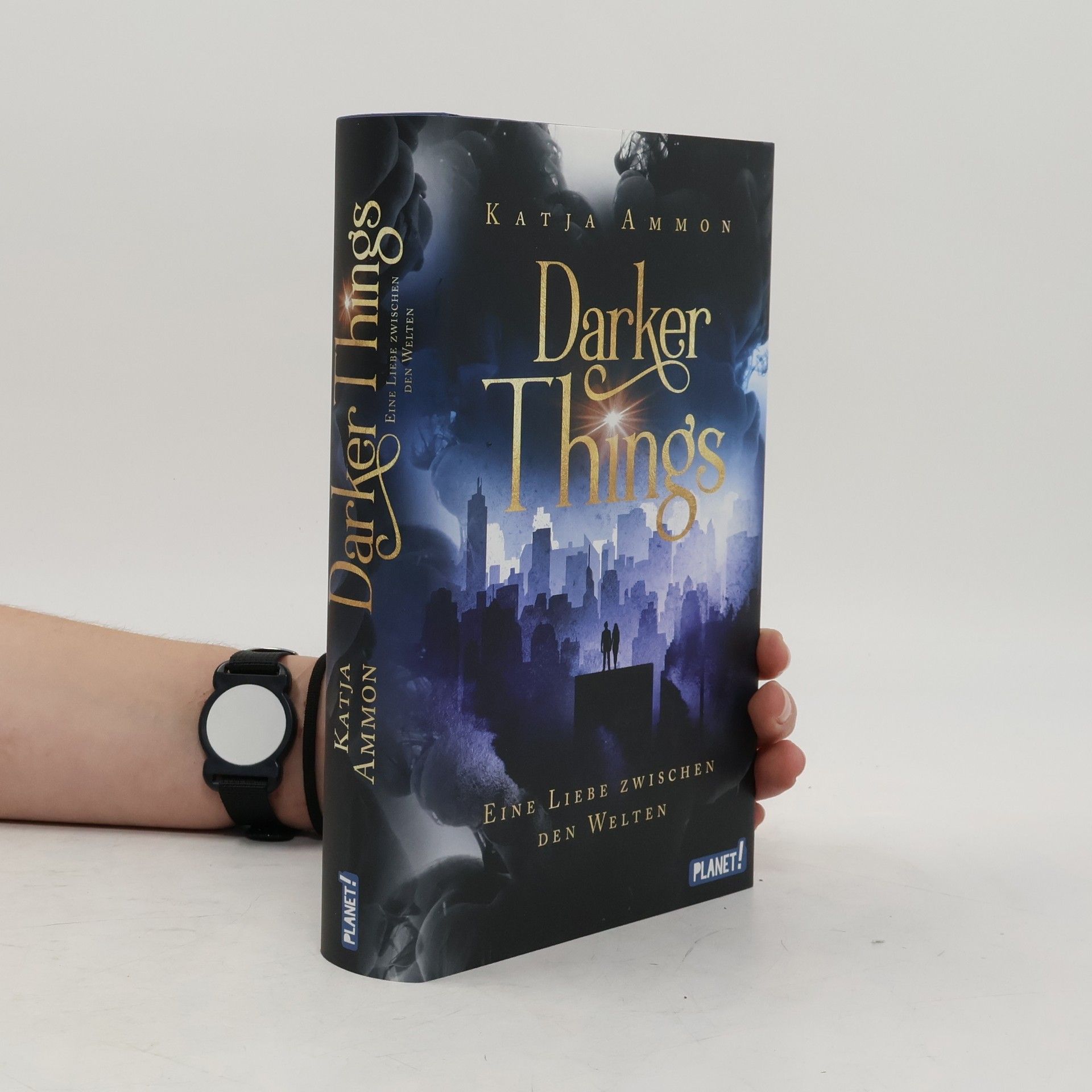 Darker Things: Eine Liebe zwischen den Welten