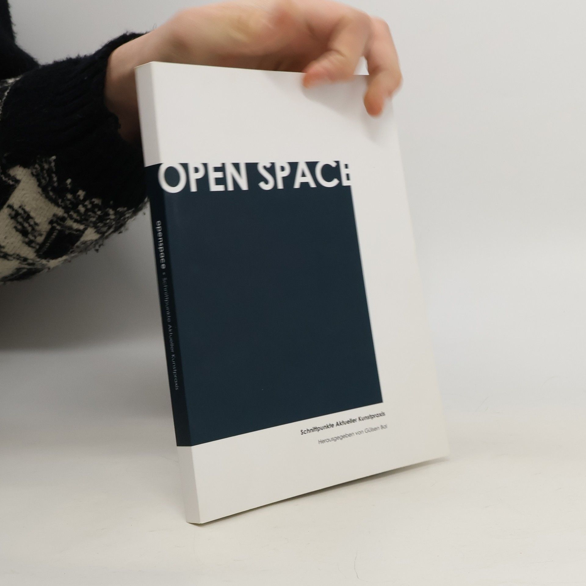 Gulsen Bal Open space