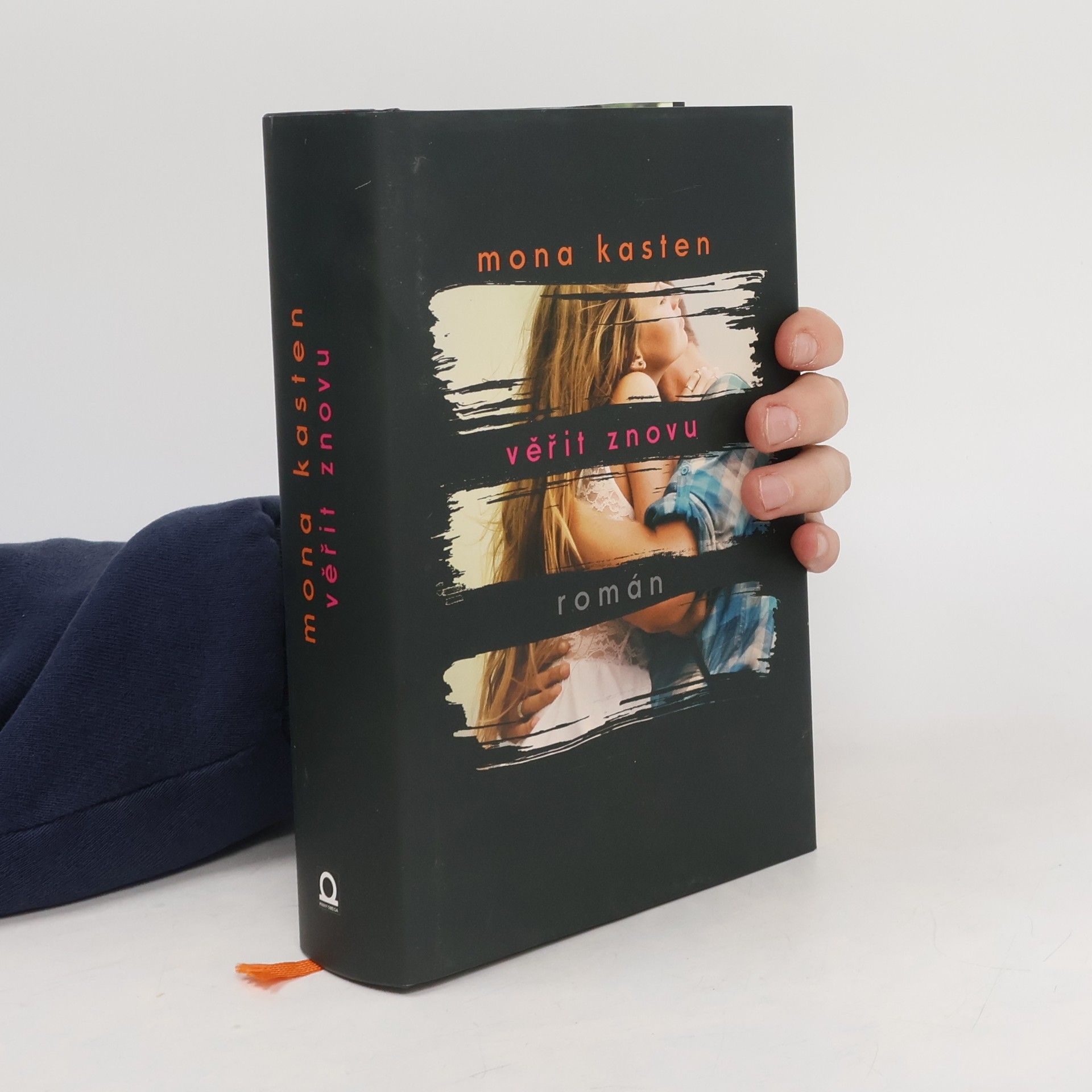 Mona Kasten Věřit znovu