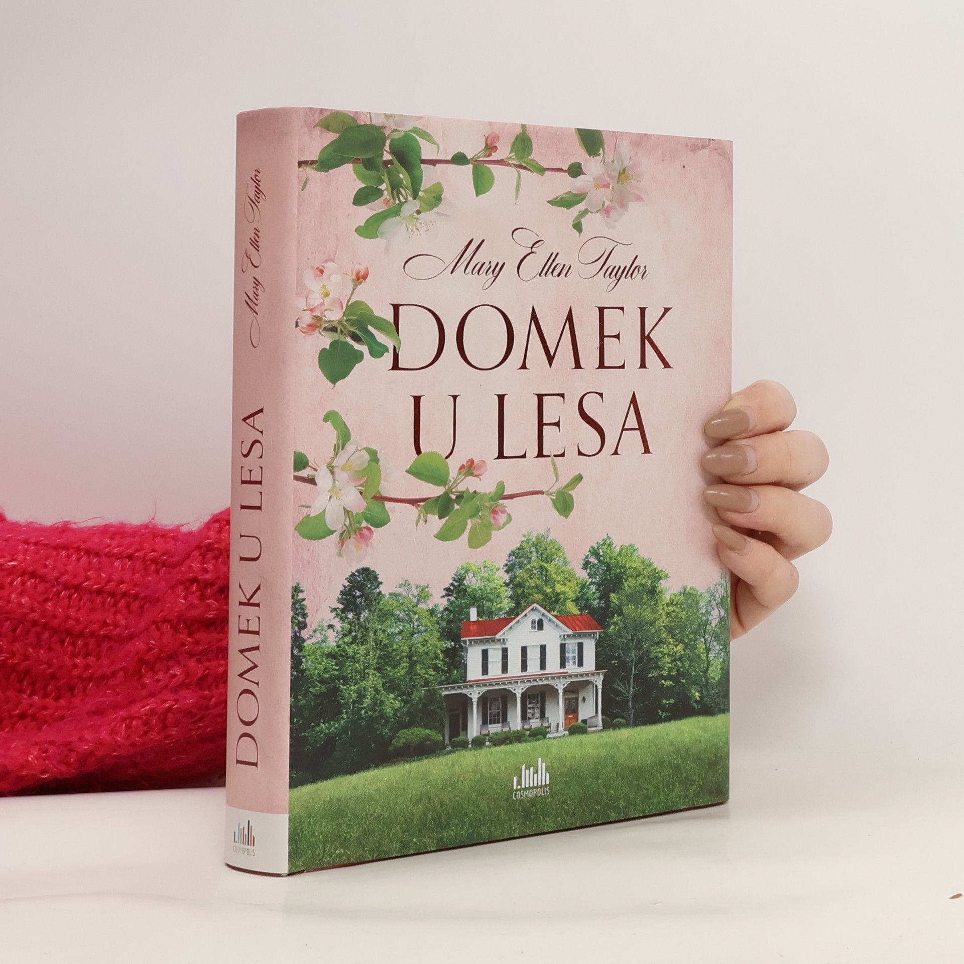 Mary Ellen Taylor Domek u lesa