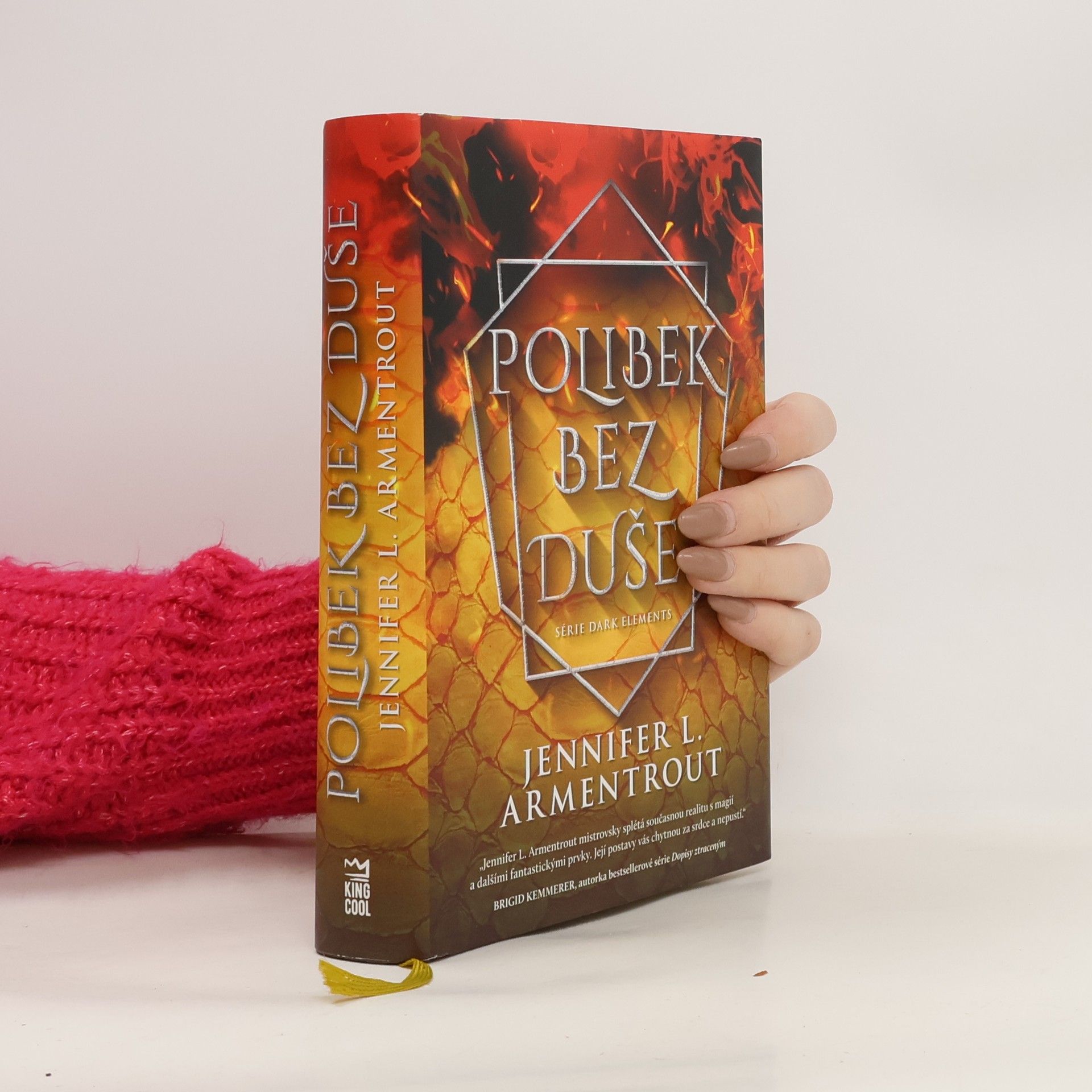 Jennifer L. Armentrout Polibek bez duše