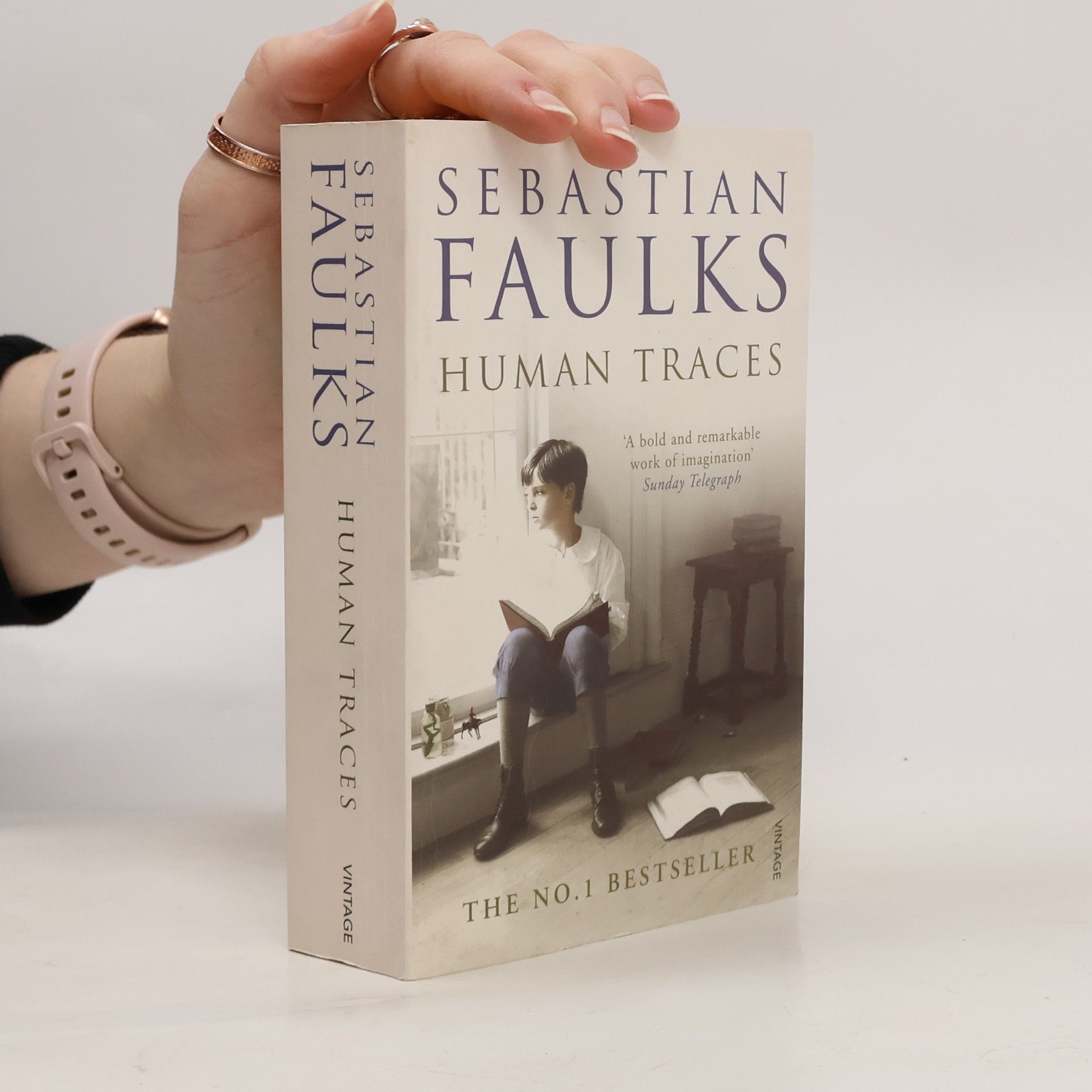 Sebastian Faulks Vintage: Human Traces