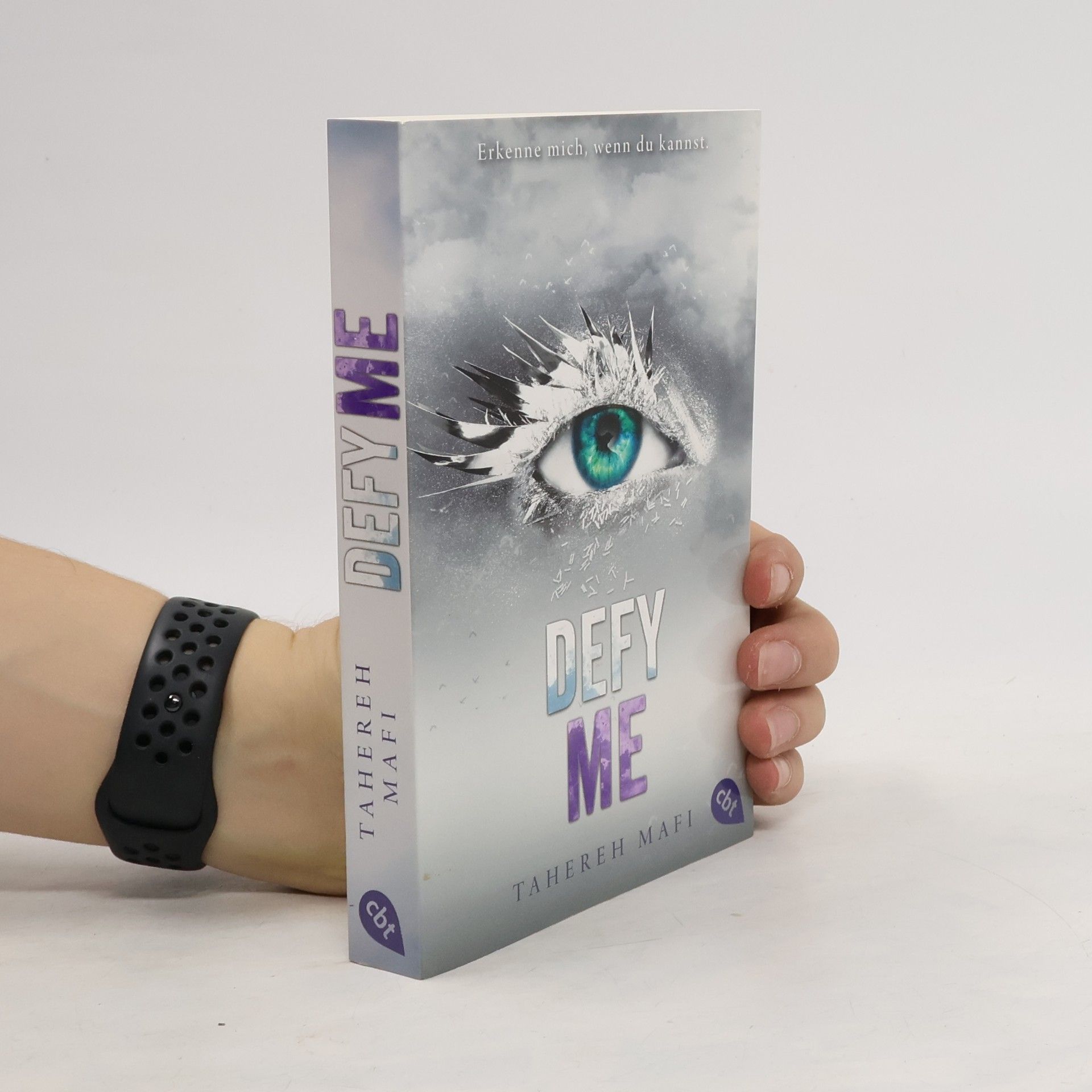 Tahereh Mafi Defy Me