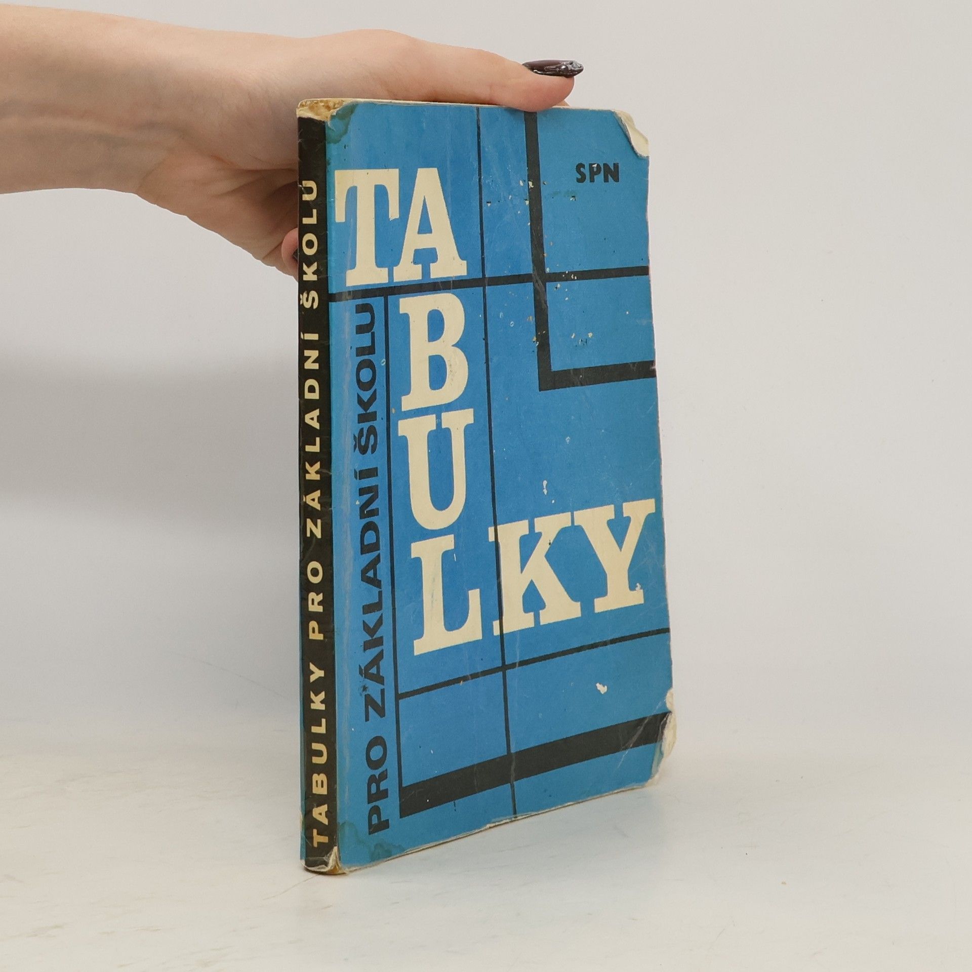 AA.VV. Tabulky pro základní školu