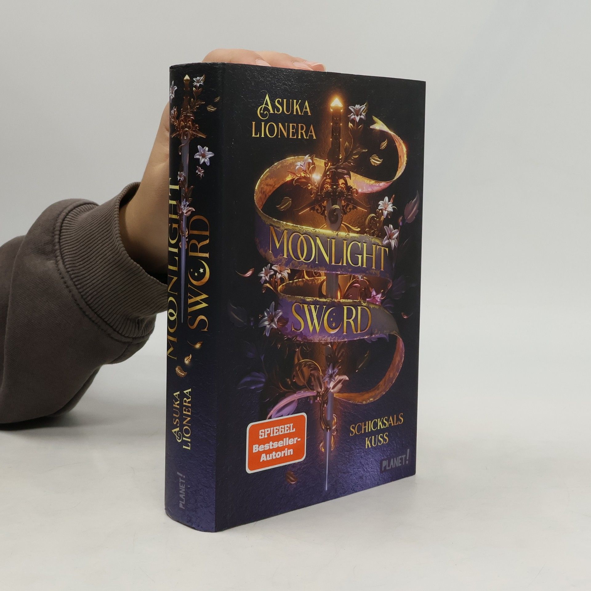 Asuka Lionera Moonlight Sword 2: Schicksalskuss