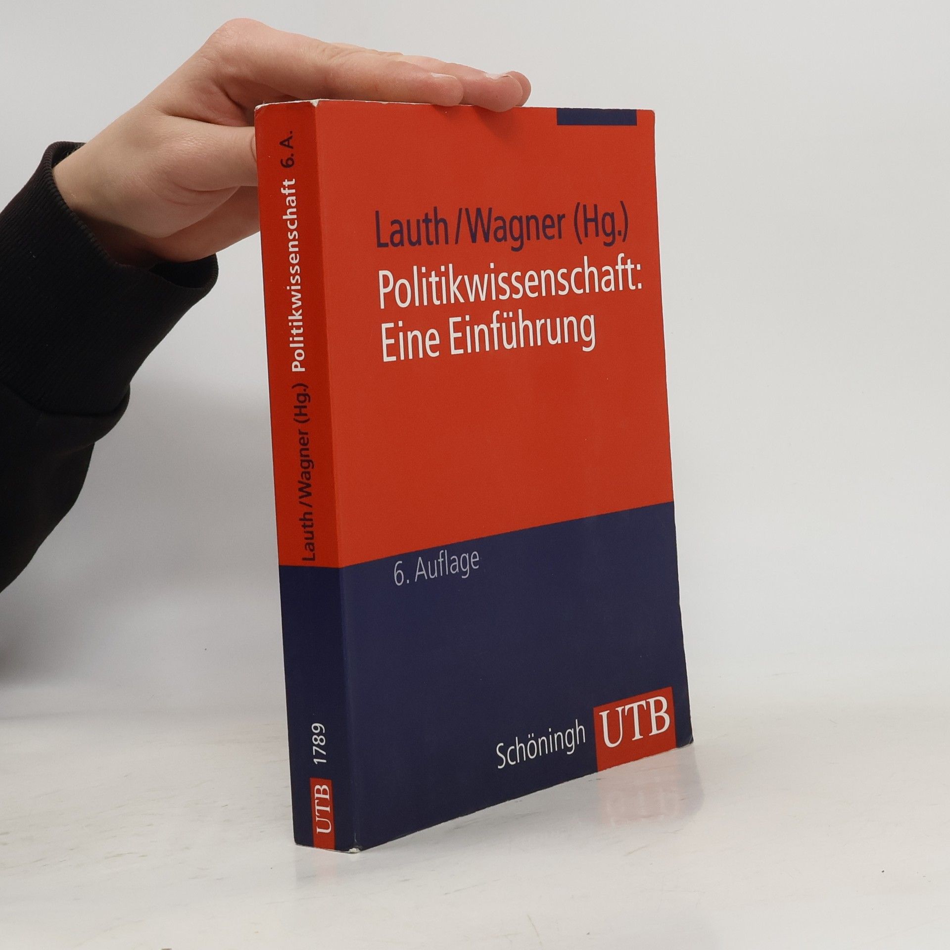 Politikwissenschaft. Eine Einführung