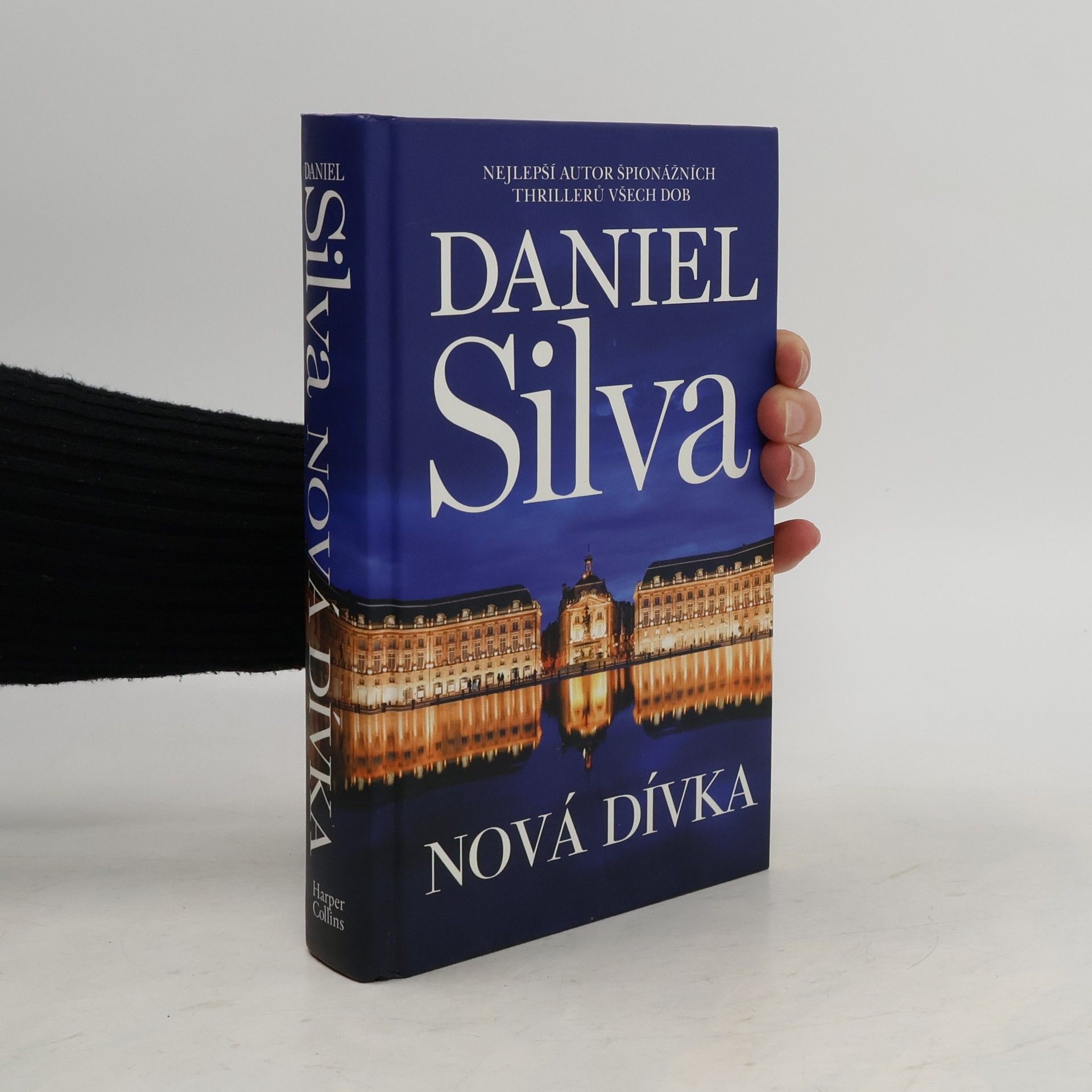 Daniel Silva Nová dívka