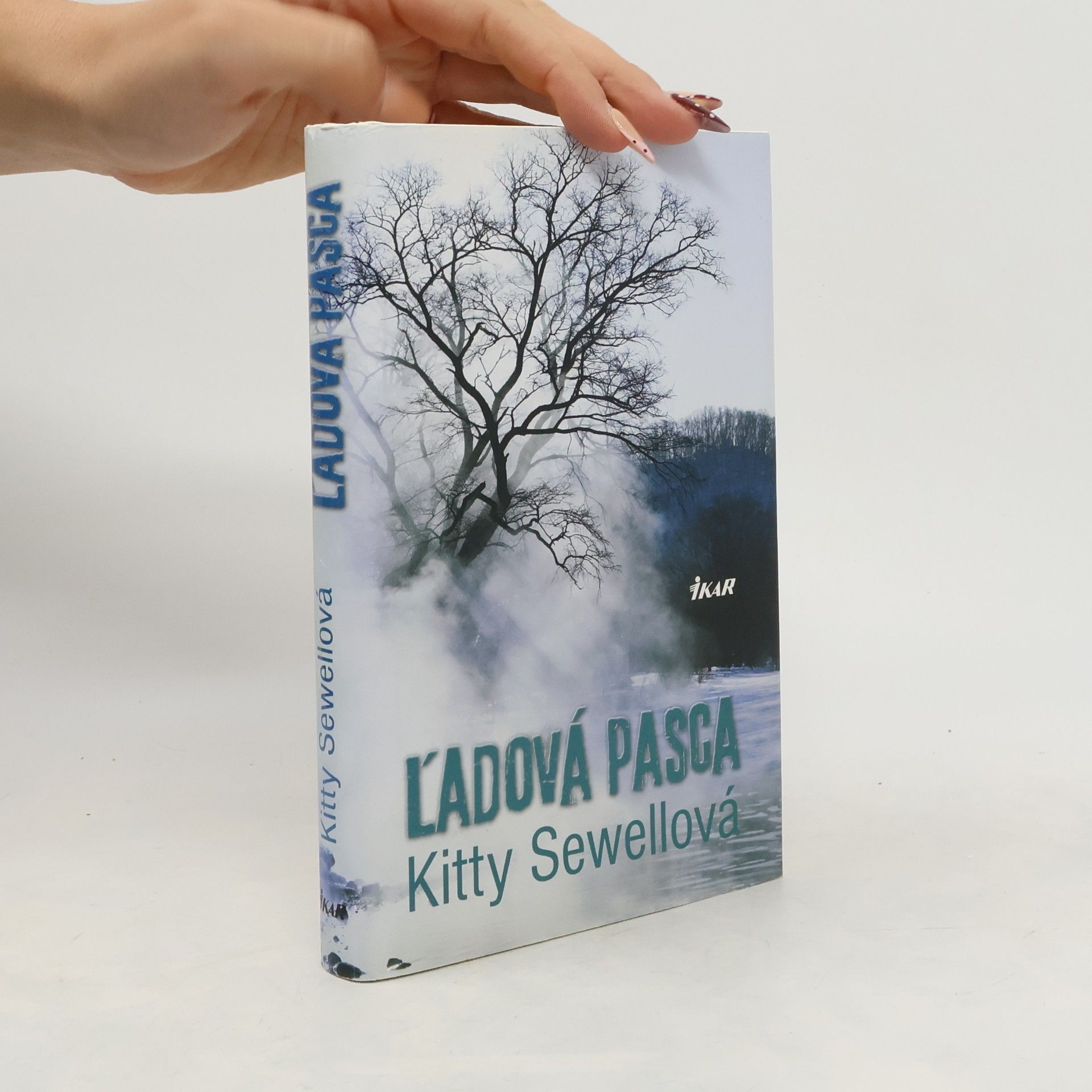Kitty Sewell Ľadová pasca