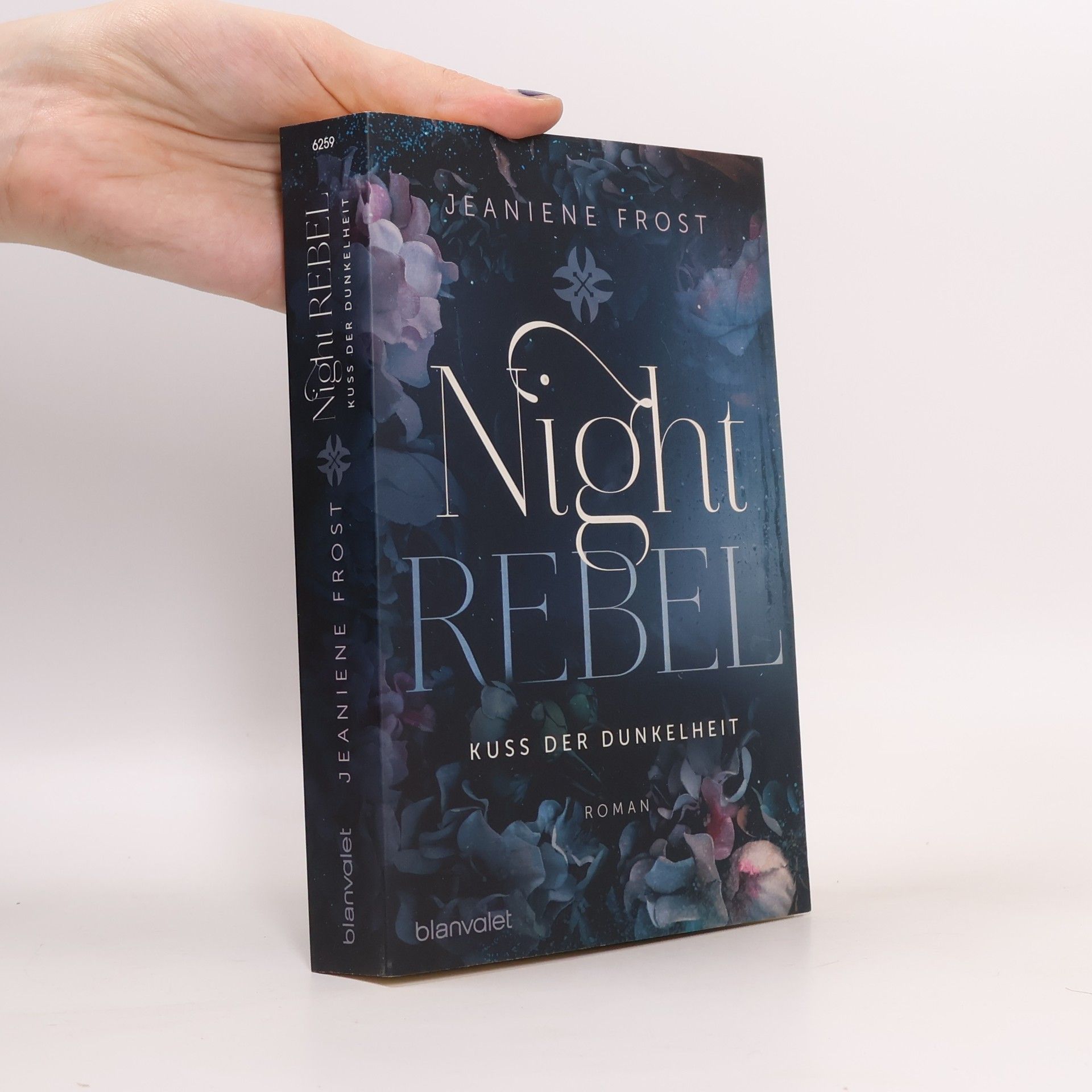 Jeaniene Frost Night Rebel: Kuss der Dunkelheit