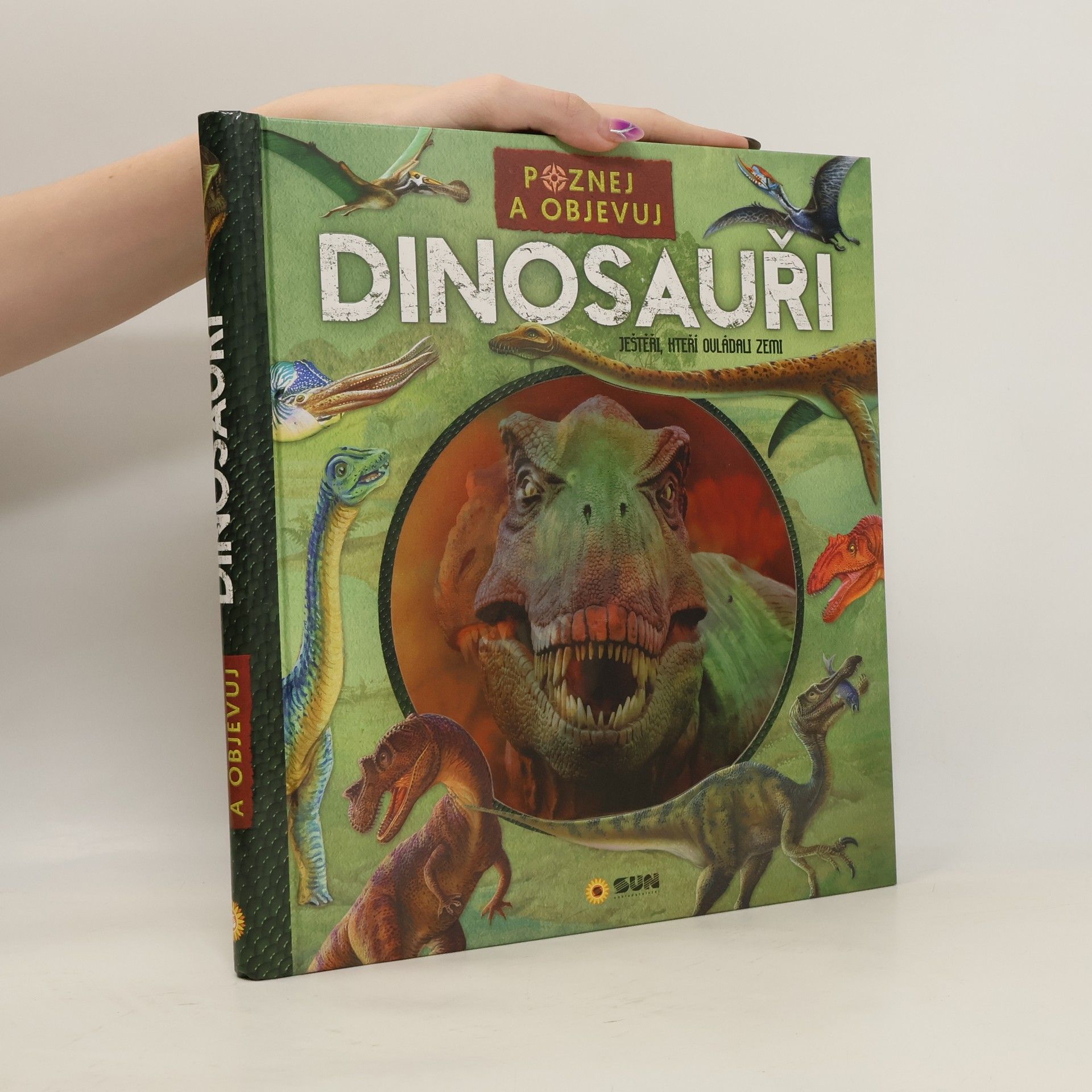 Kolektiv autorů Poznej a objevuj - Dinosauři