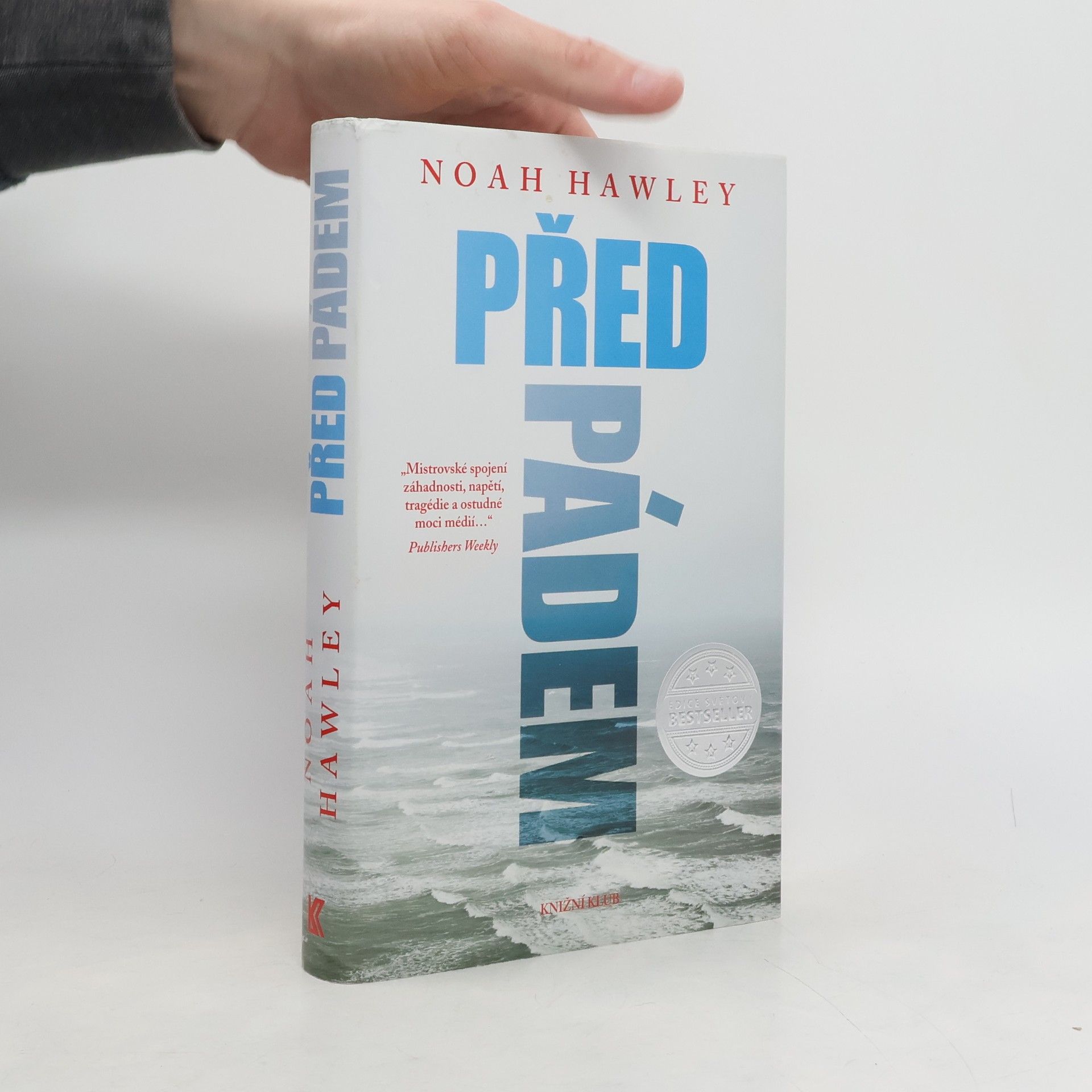 Noah Hawley Před pádem