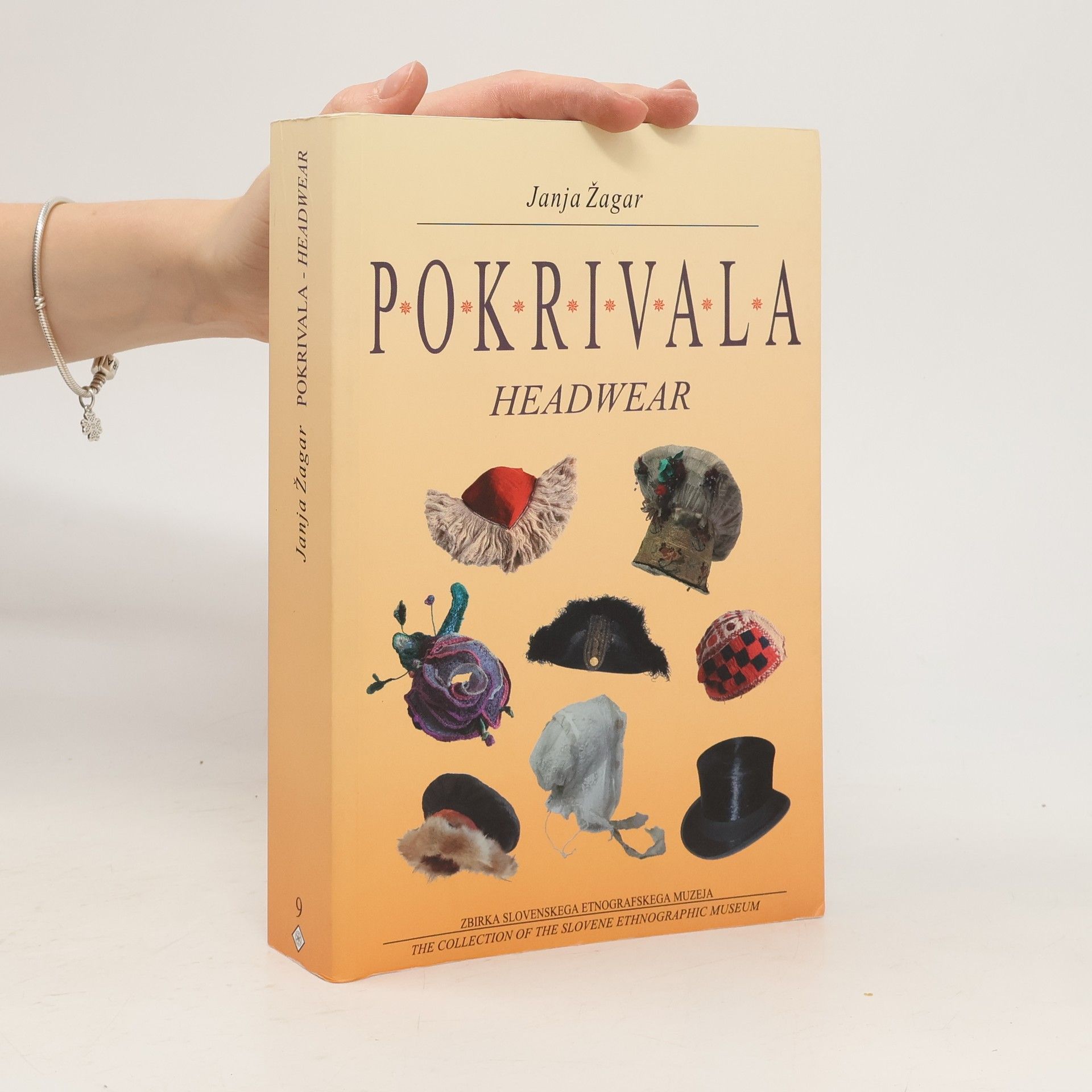 Janja Žagar The Collection of the Slovene Ethnographic Museum - 9: Pokrivala