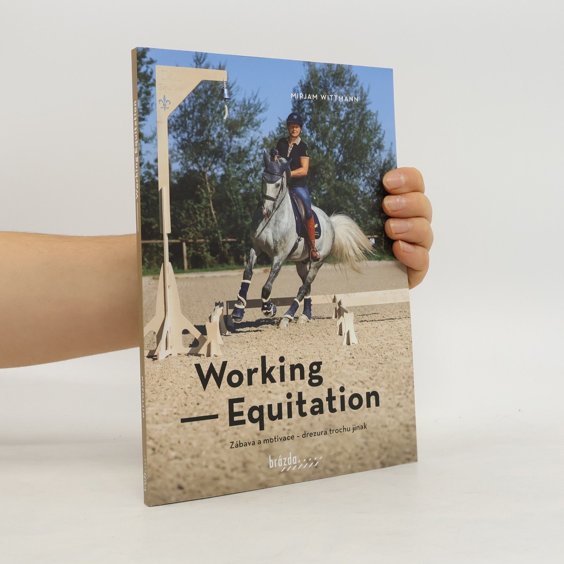 Barbora Linhartová Working - Equitation