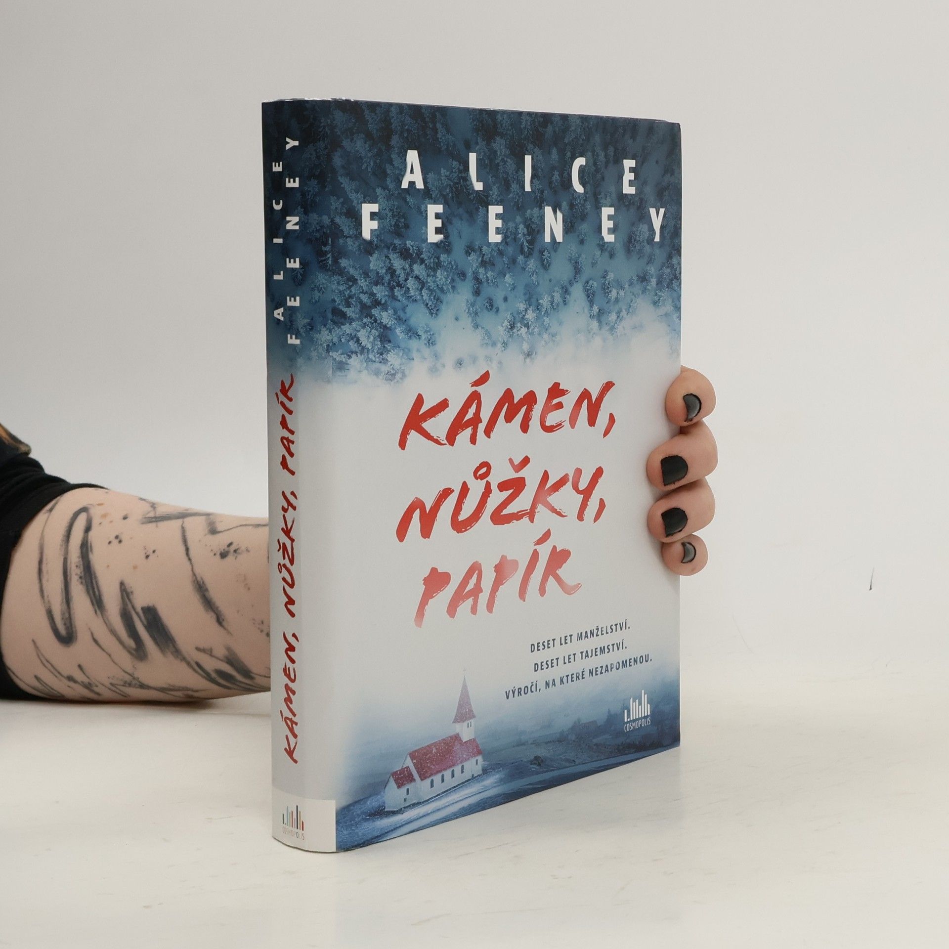 Alice Feeney Kámen, nůžky, papír