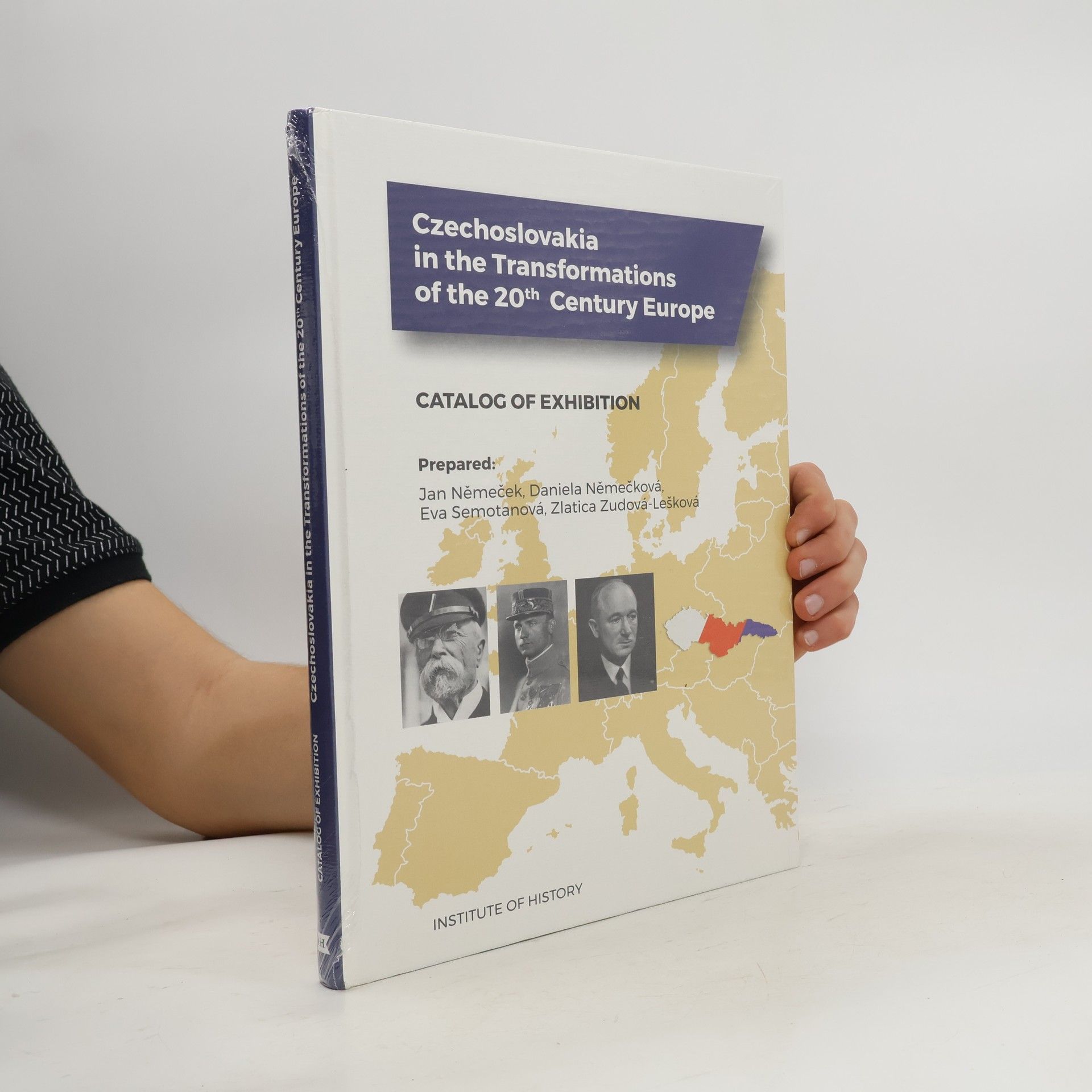 Autores varios Czechoslovakia in the transformations of the 20th century Europe : catalog of exhibition