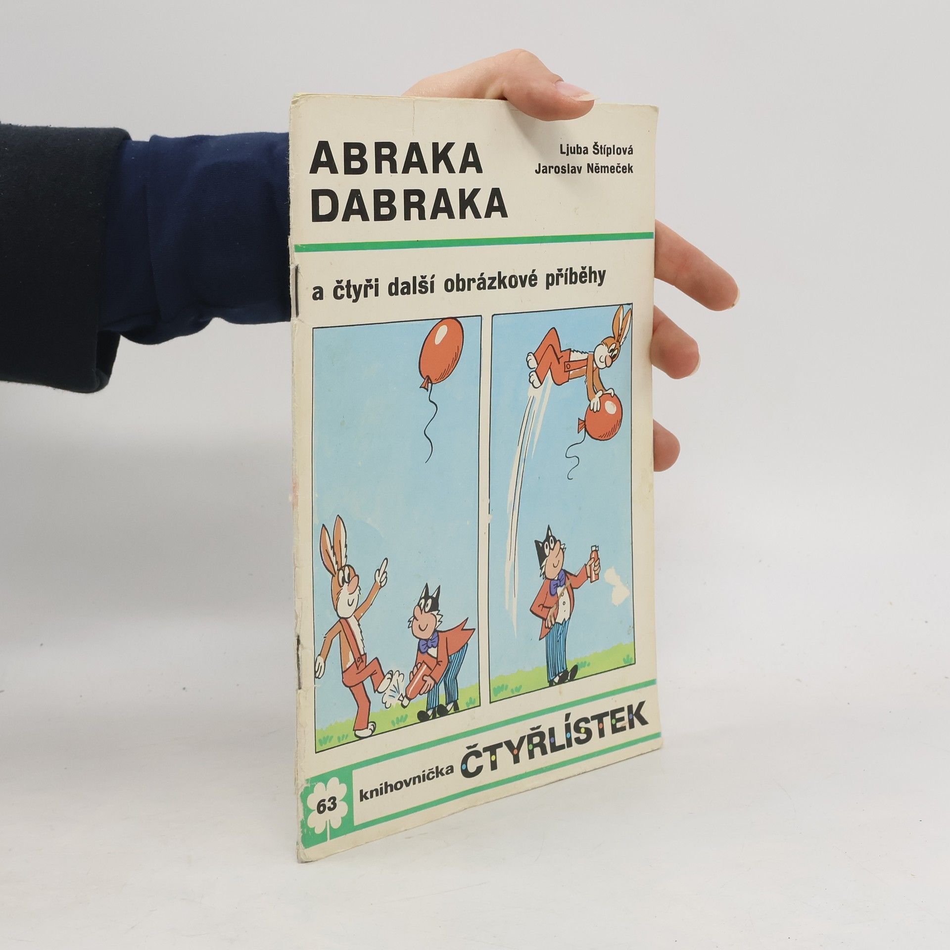 Čtyřlístek 63. Abraka dabraka