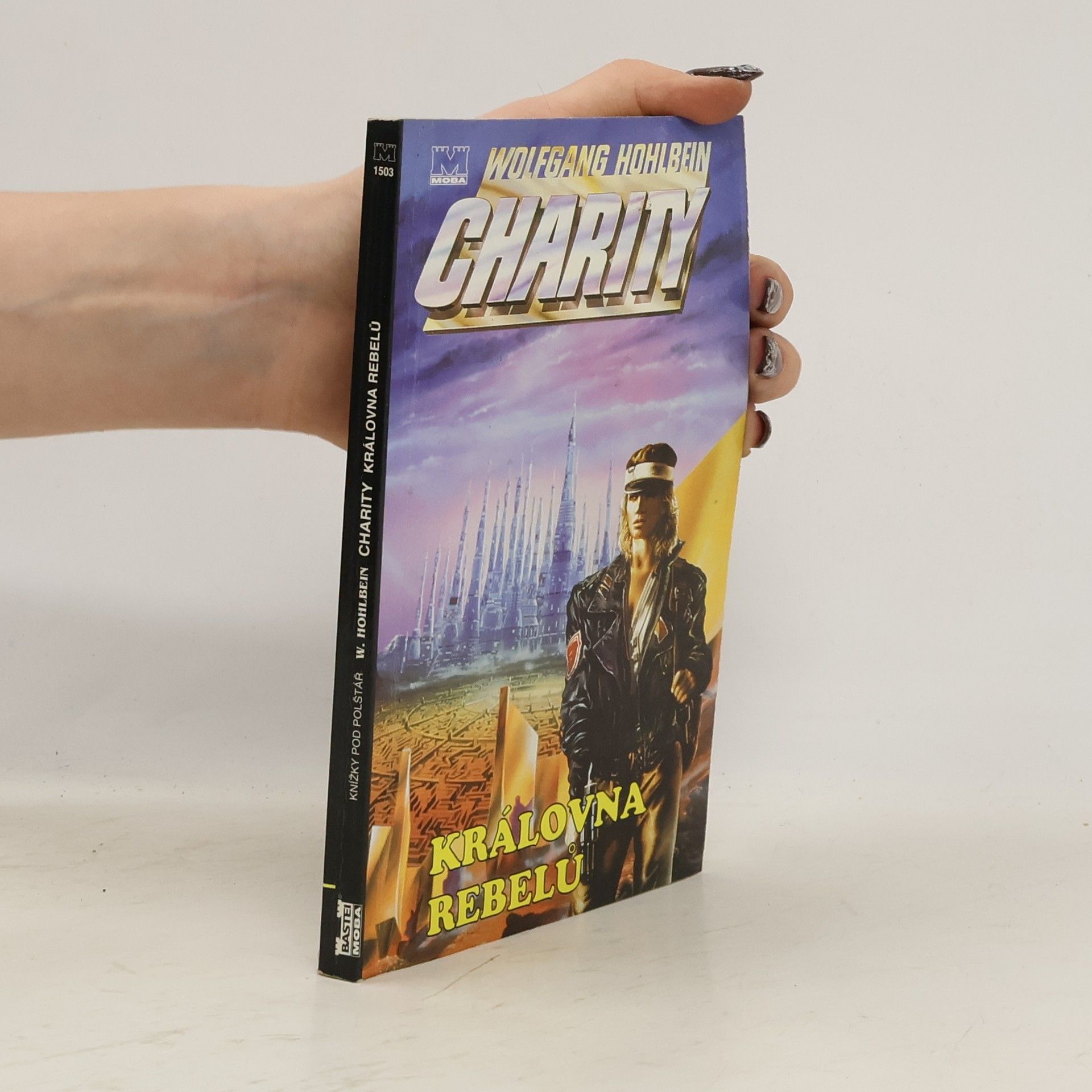Wolfgang Hohlbein Královna rebelů