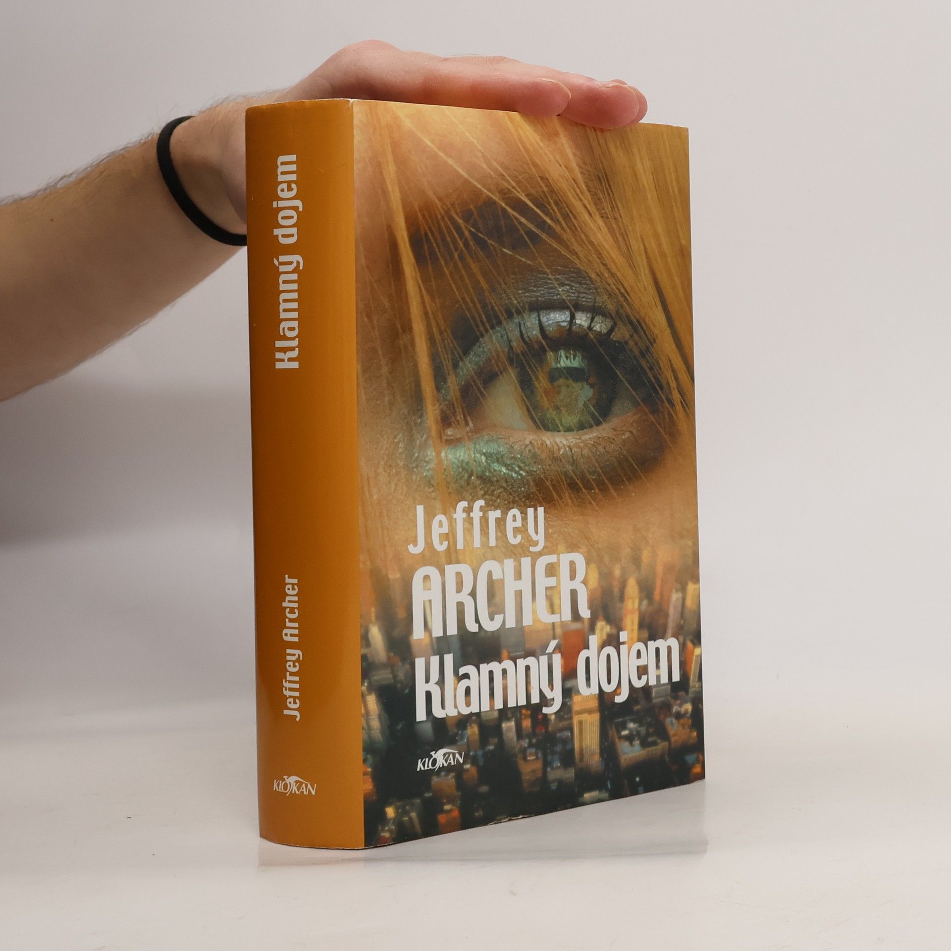 Jeffrey Archer Klamný dojem