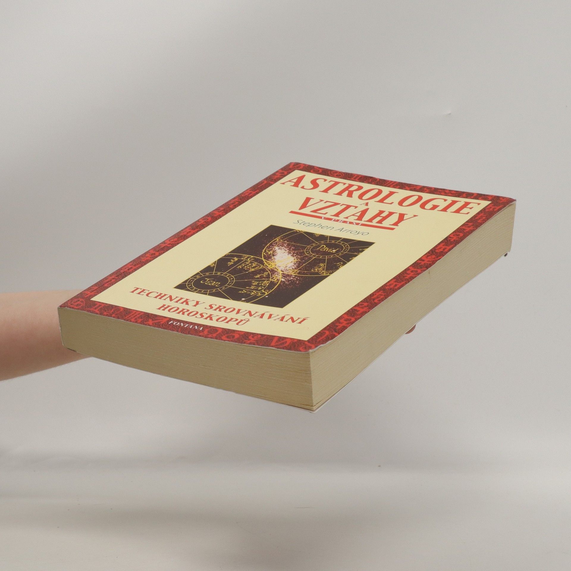 Stephen Arroyo Astrologie a vztahy