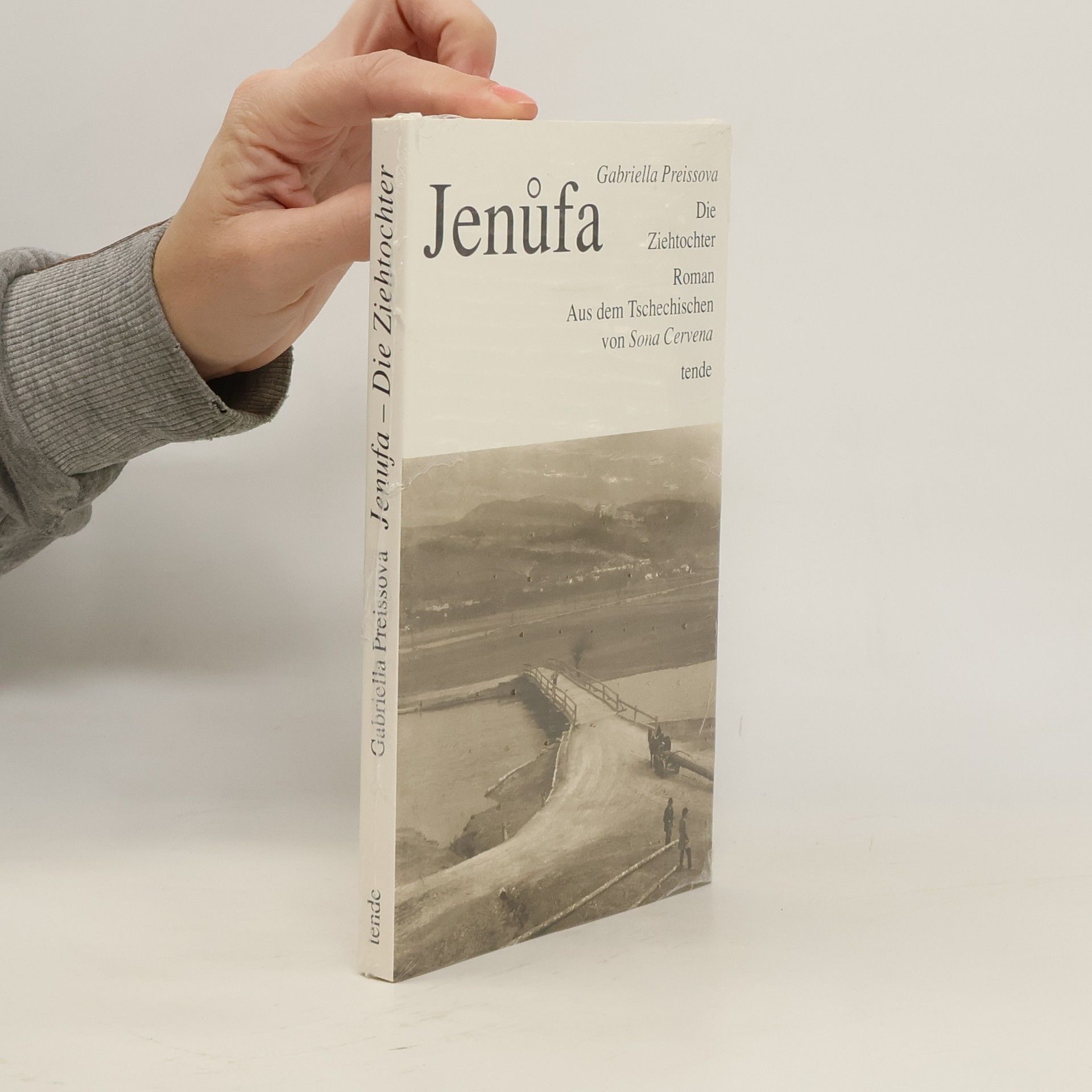 Soňa Červená Jenůfa - Die Ziehtochter