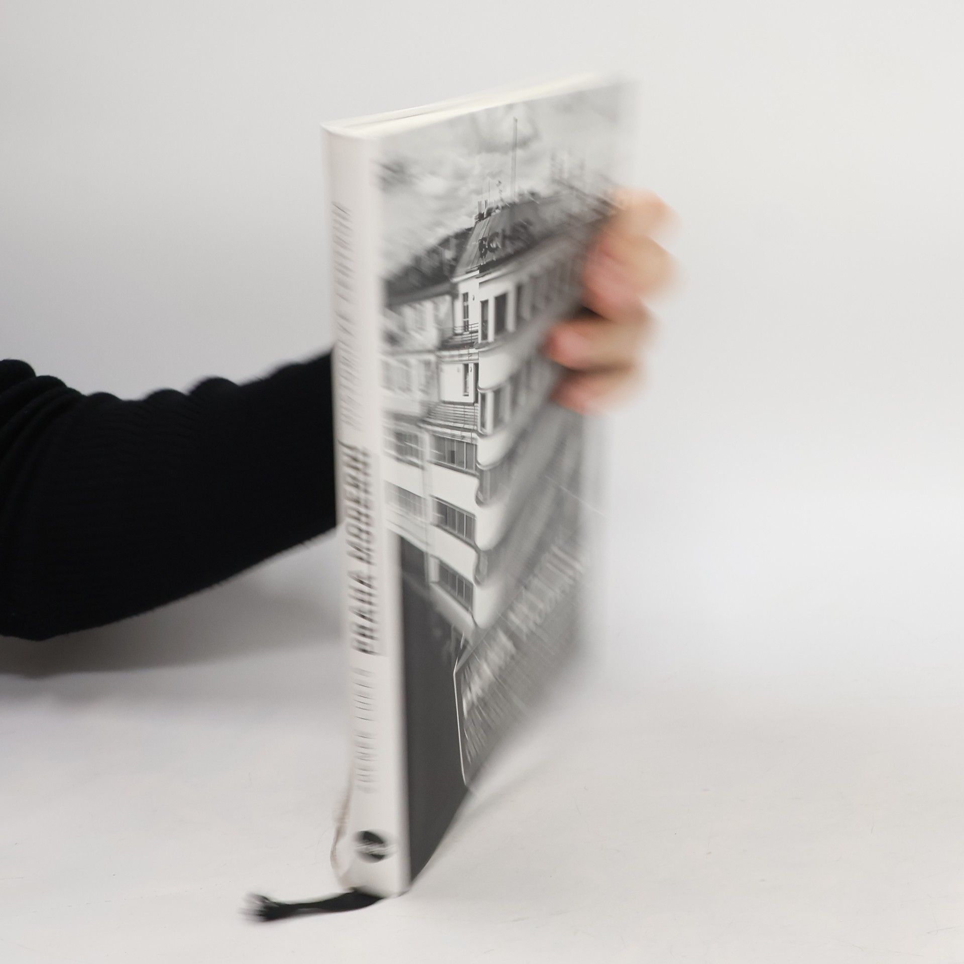 Praha moderní. Velký průvodce po architektuře 1900-1950. Historické centrum