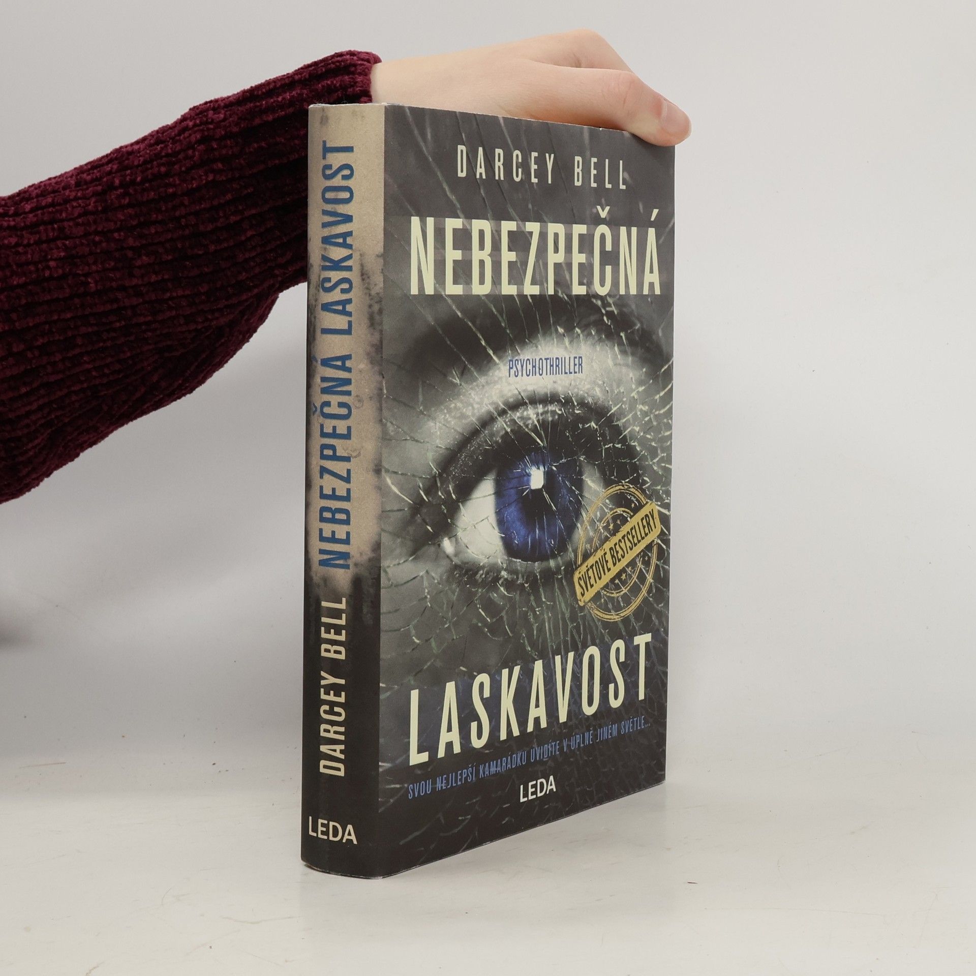 Darcey Bell Nebezpečná laskavost