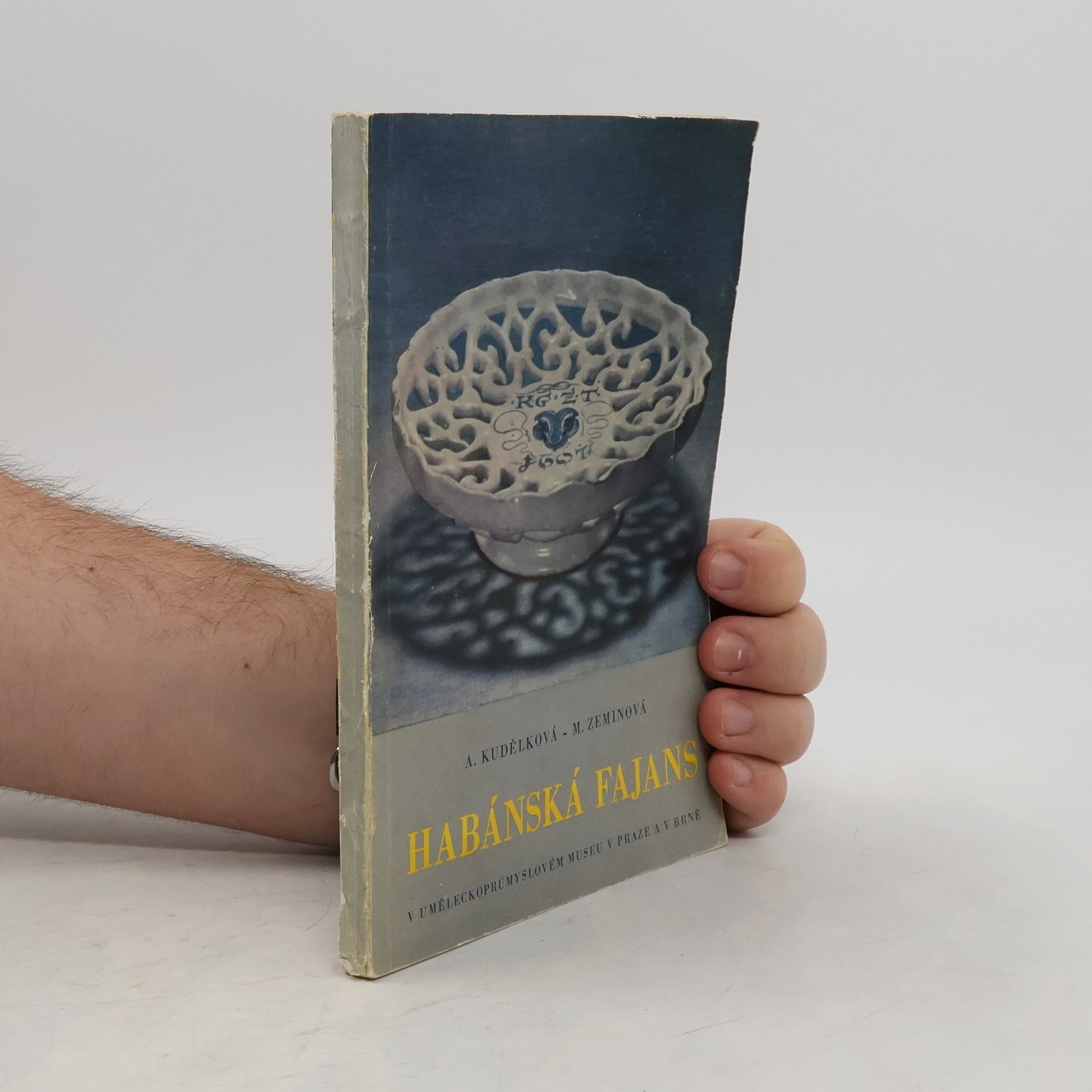 Alena KudělkováKönigová Habánská fajans