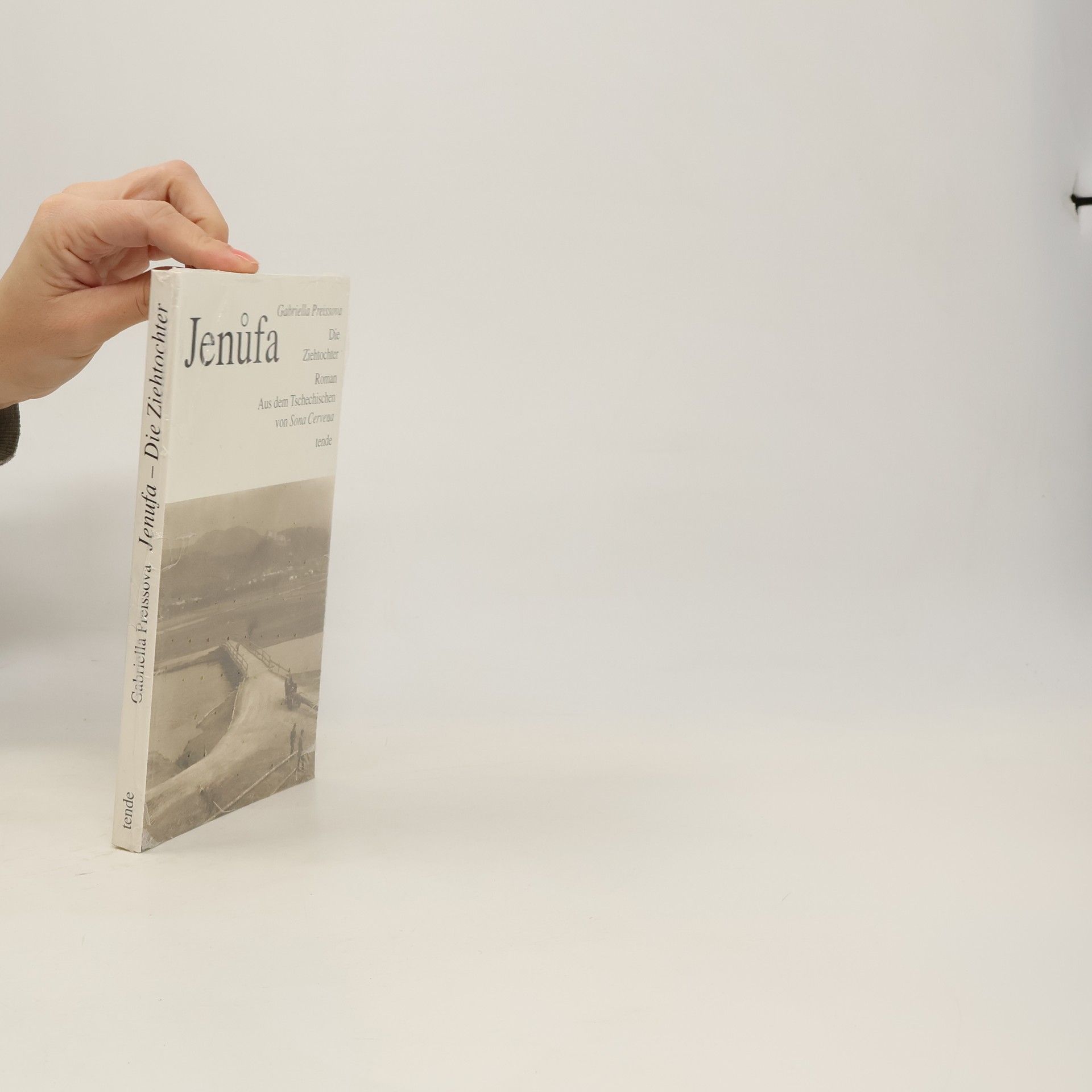 Soňa Červená Jenůfa - Die Ziehtochter