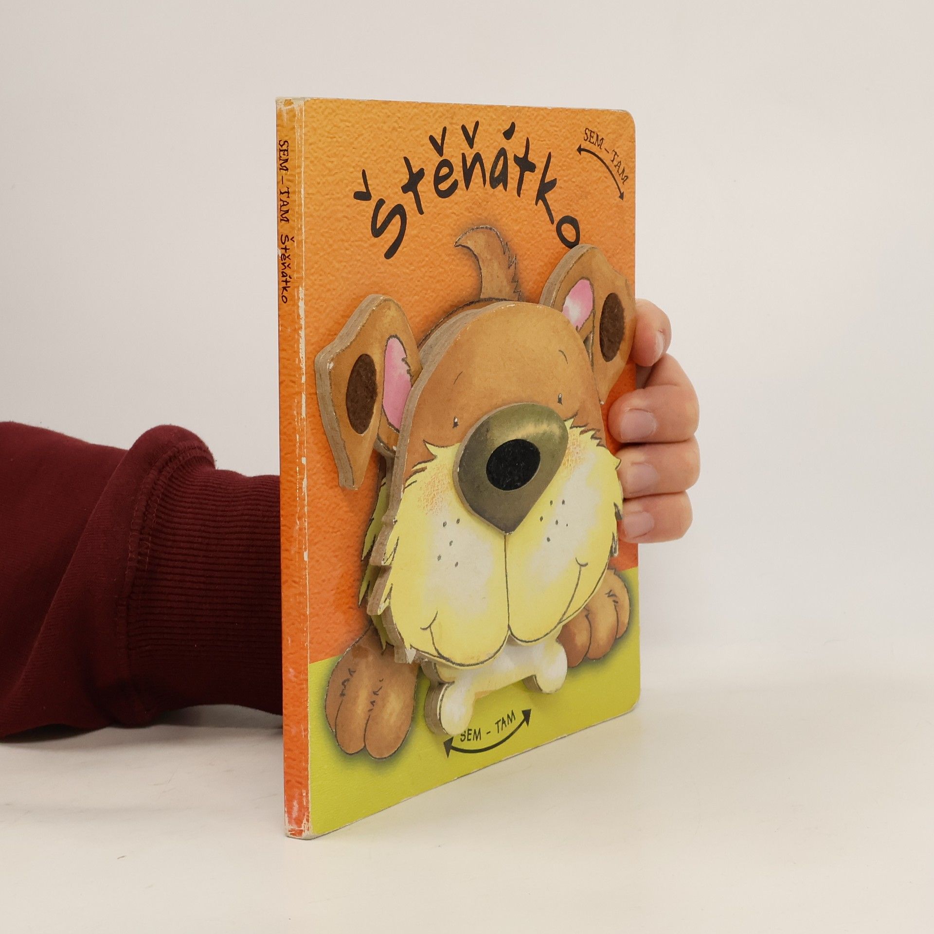 Štěňátko sem-tam