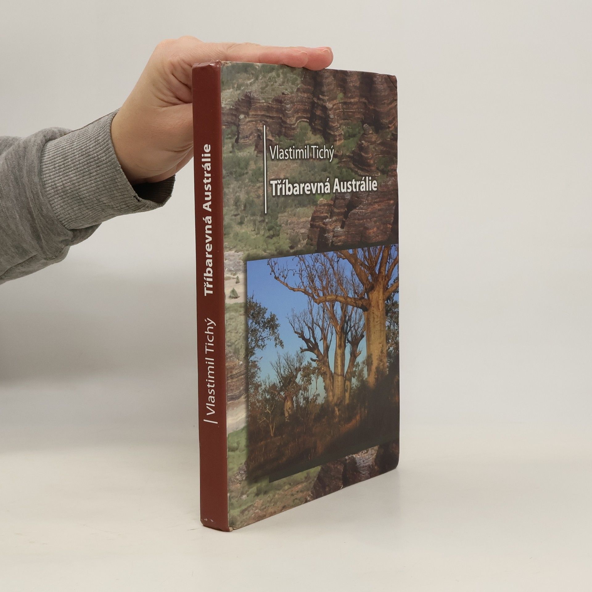 Vlastimil Tichý Tříbarevná Austrálie aneb Práší se nám za kočárem