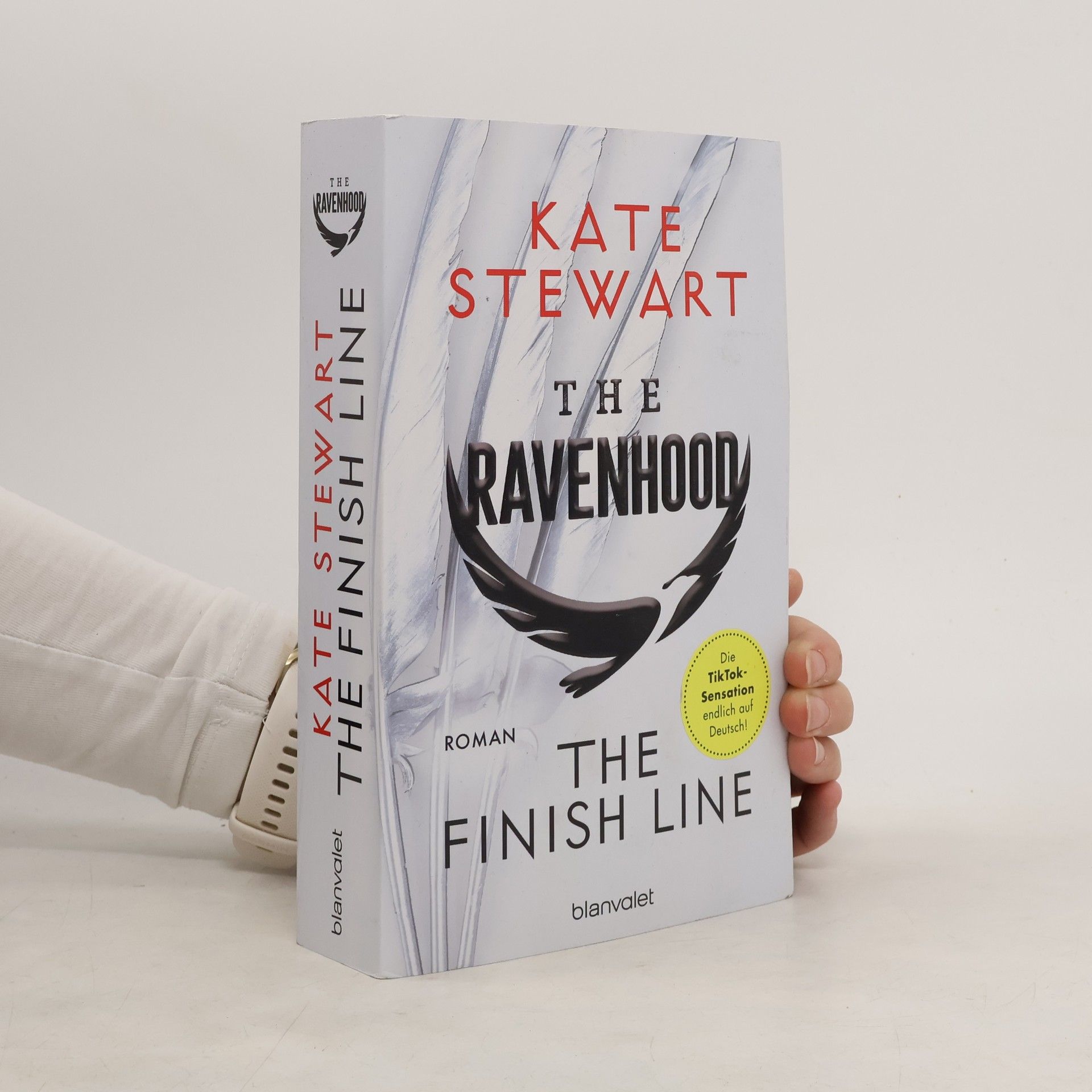Kate Stewart The Ravenhood - The Finish Line