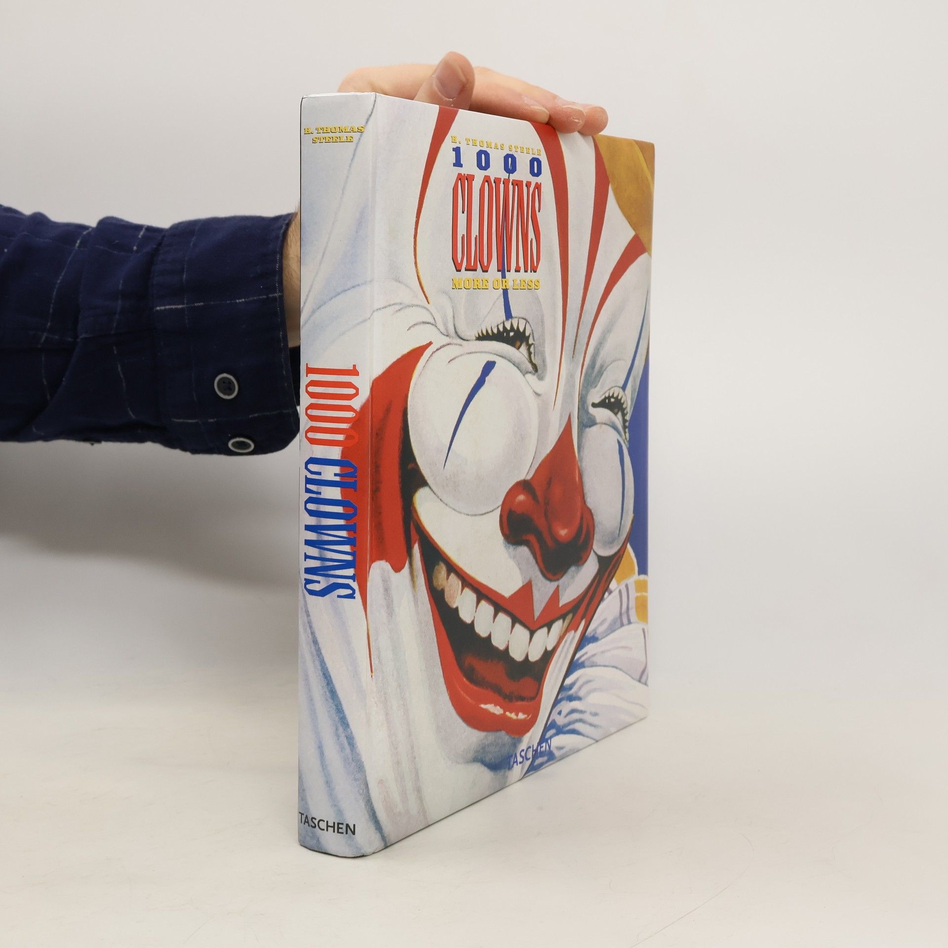 1000 Clowns More or Less