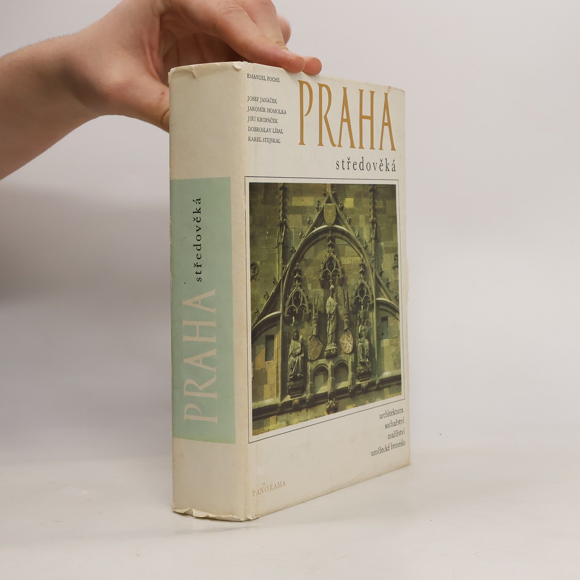 AA.VV. Praha středověká